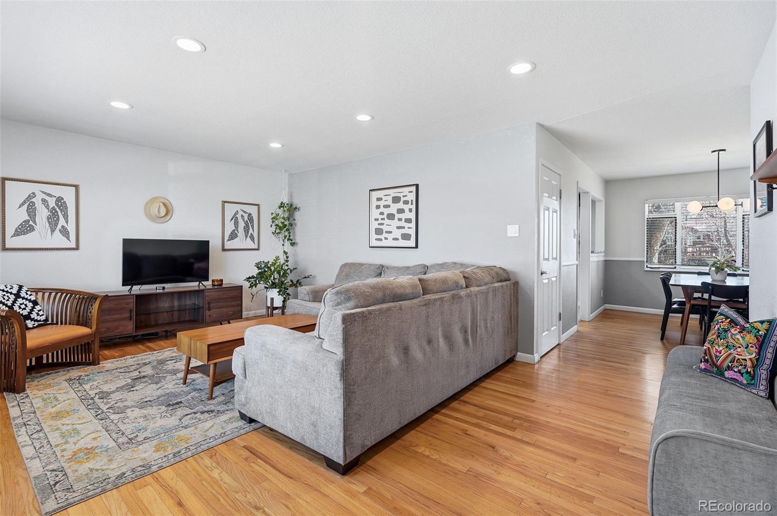 MLS Image #4 for 2702 s stuart street,denver, Colorado