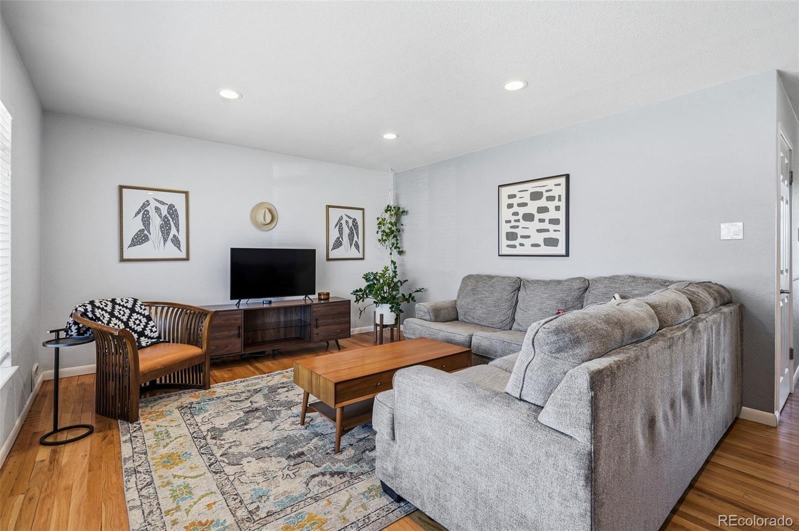 MLS Image #5 for 2702 s stuart street,denver, Colorado