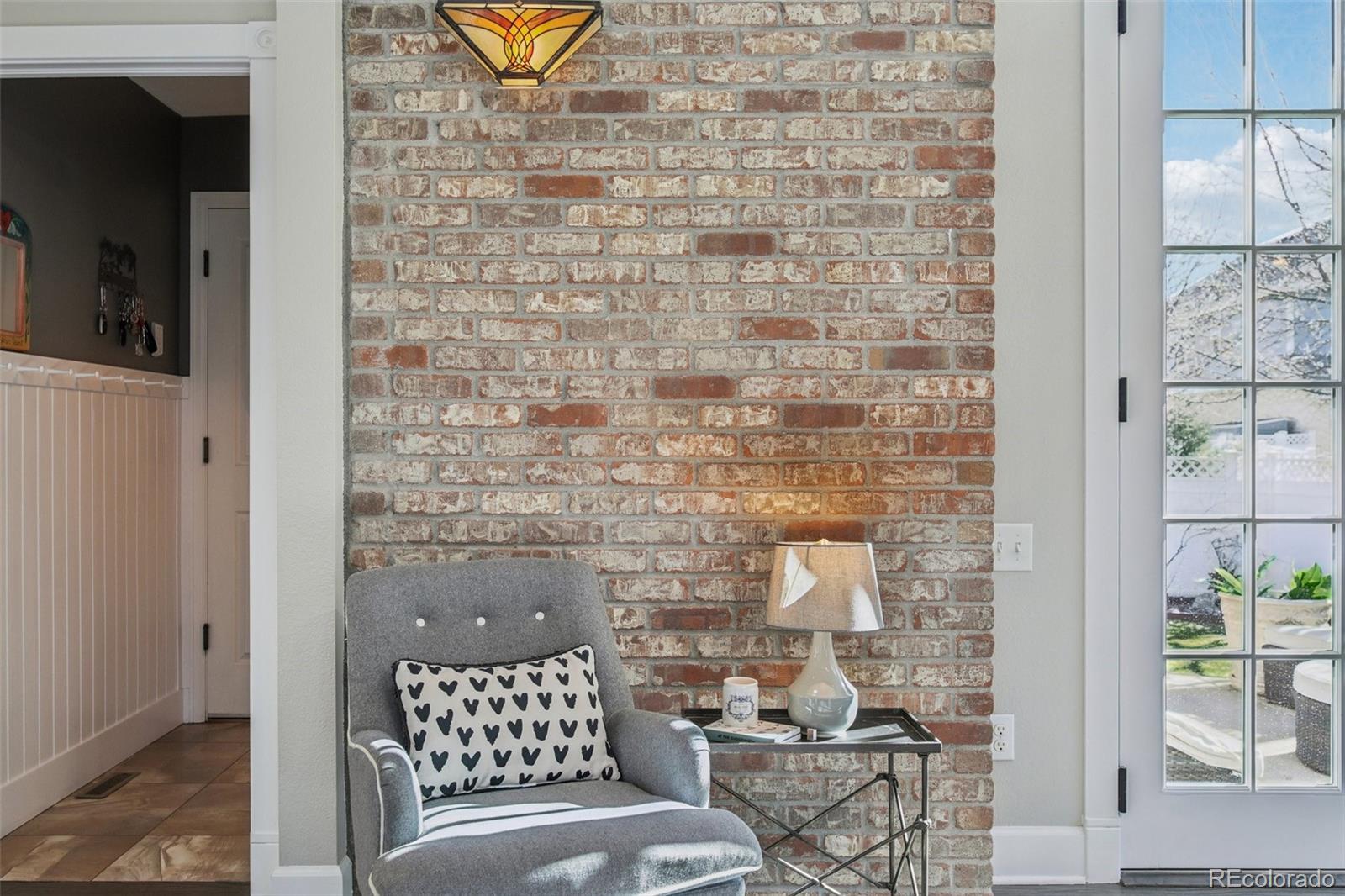 MLS Image #12 for 982  roslyn street,denver, Colorado
