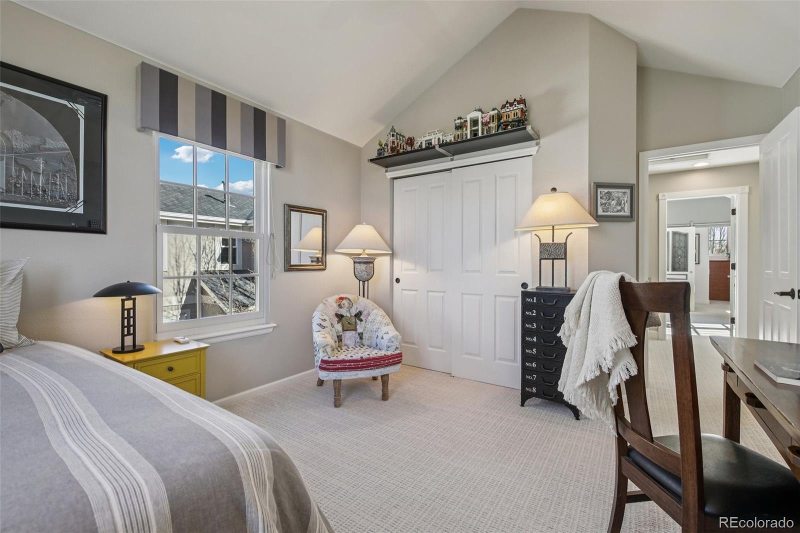 MLS Image #27 for 982  roslyn street,denver, Colorado