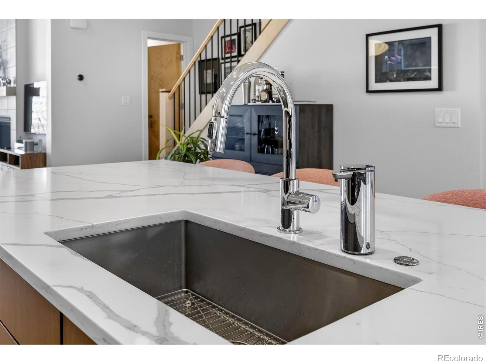 MLS Image #17 for 900  half measures drive,longmont, Colorado