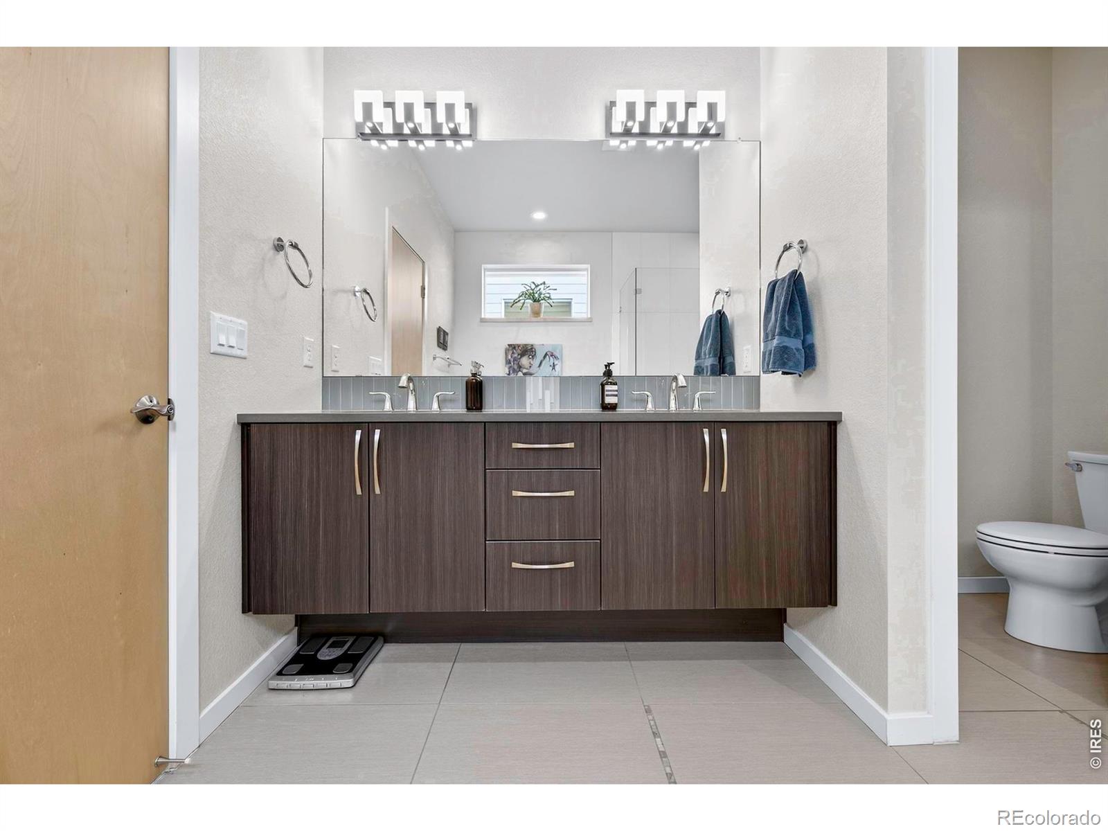 MLS Image #23 for 900  half measures drive,longmont, Colorado