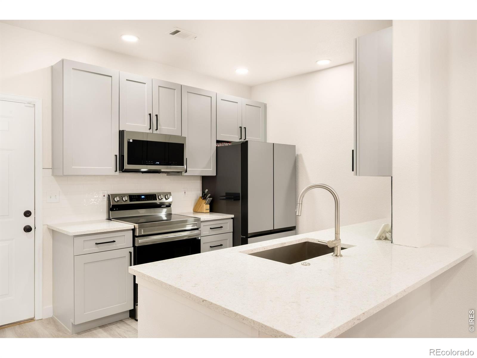 MLS Image #10 for 4025 s dillon way 101,aurora, Colorado
