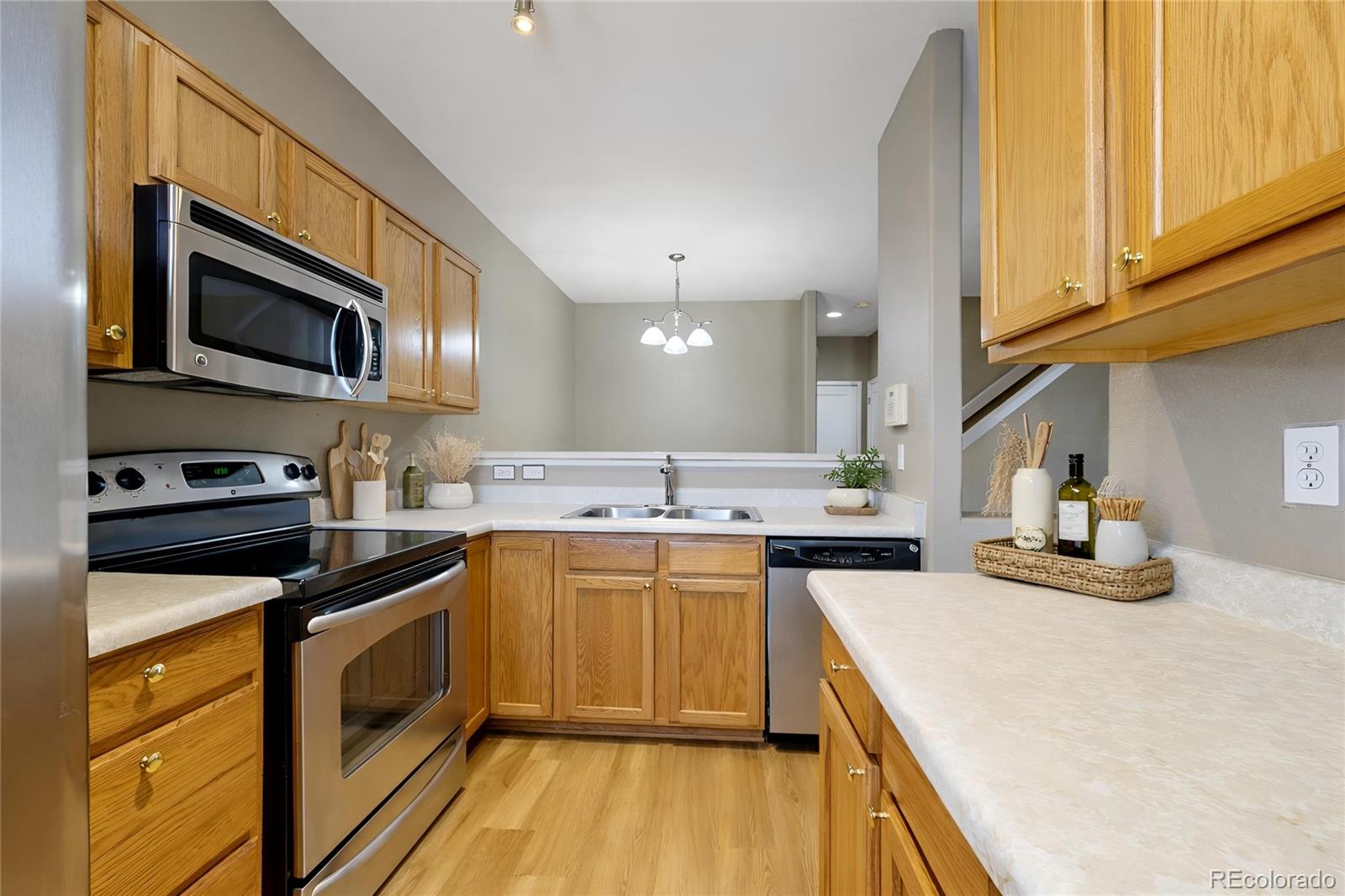 MLS Image #6 for 747 s depew street,lakewood, Colorado