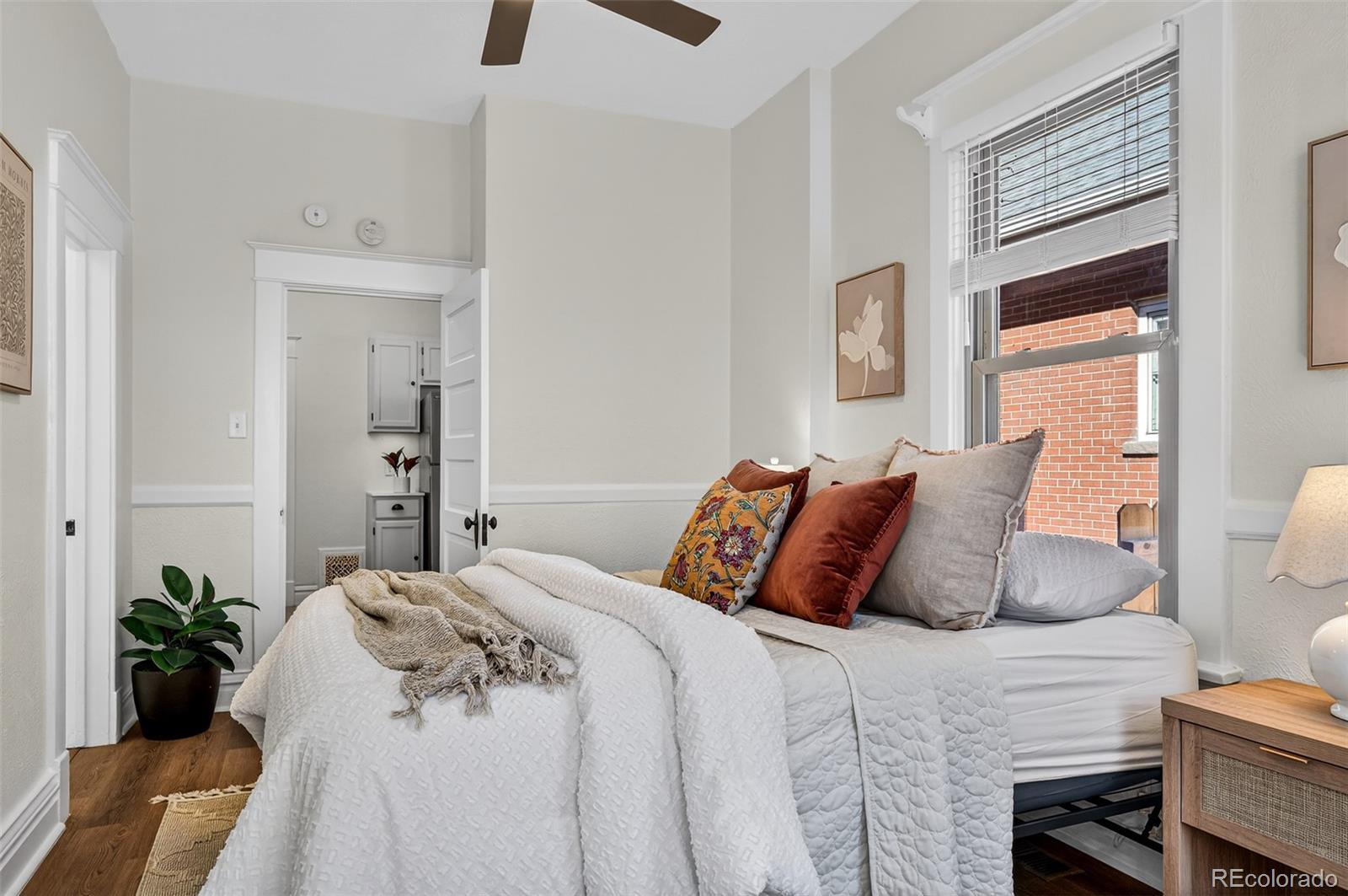 MLS Image #19 for 476 s grant street,denver, Colorado