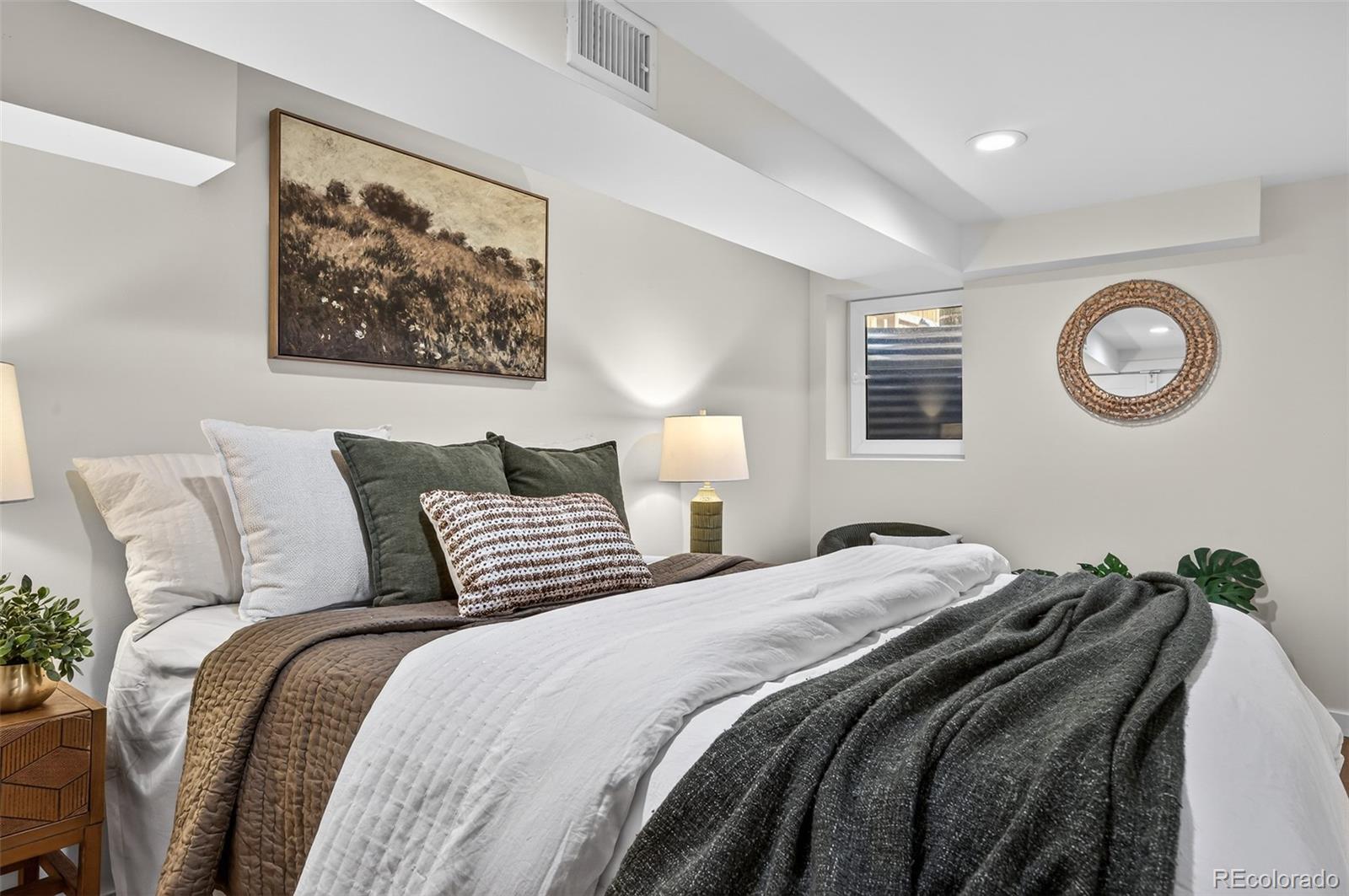 MLS Image #26 for 476 s grant street,denver, Colorado