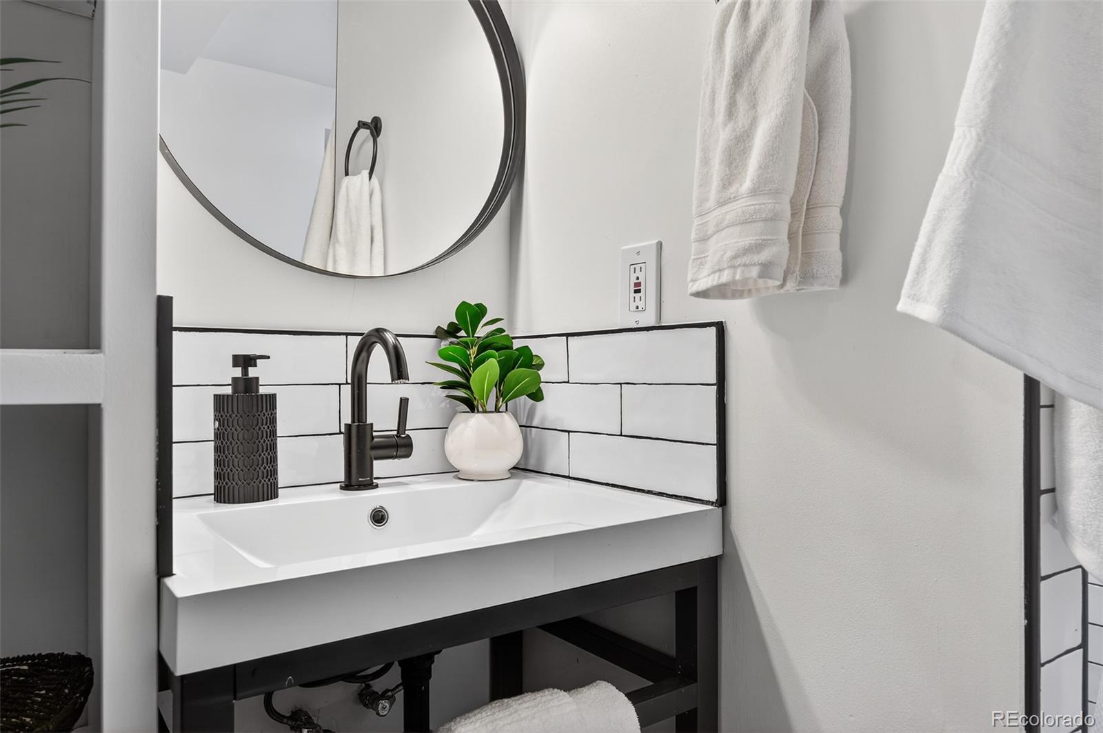 MLS Image #28 for 476 s grant street,denver, Colorado