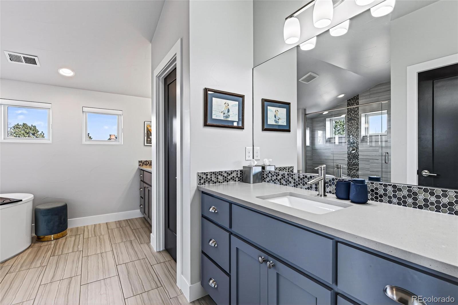 MLS Image #20 for 5037  utica street,denver, Colorado