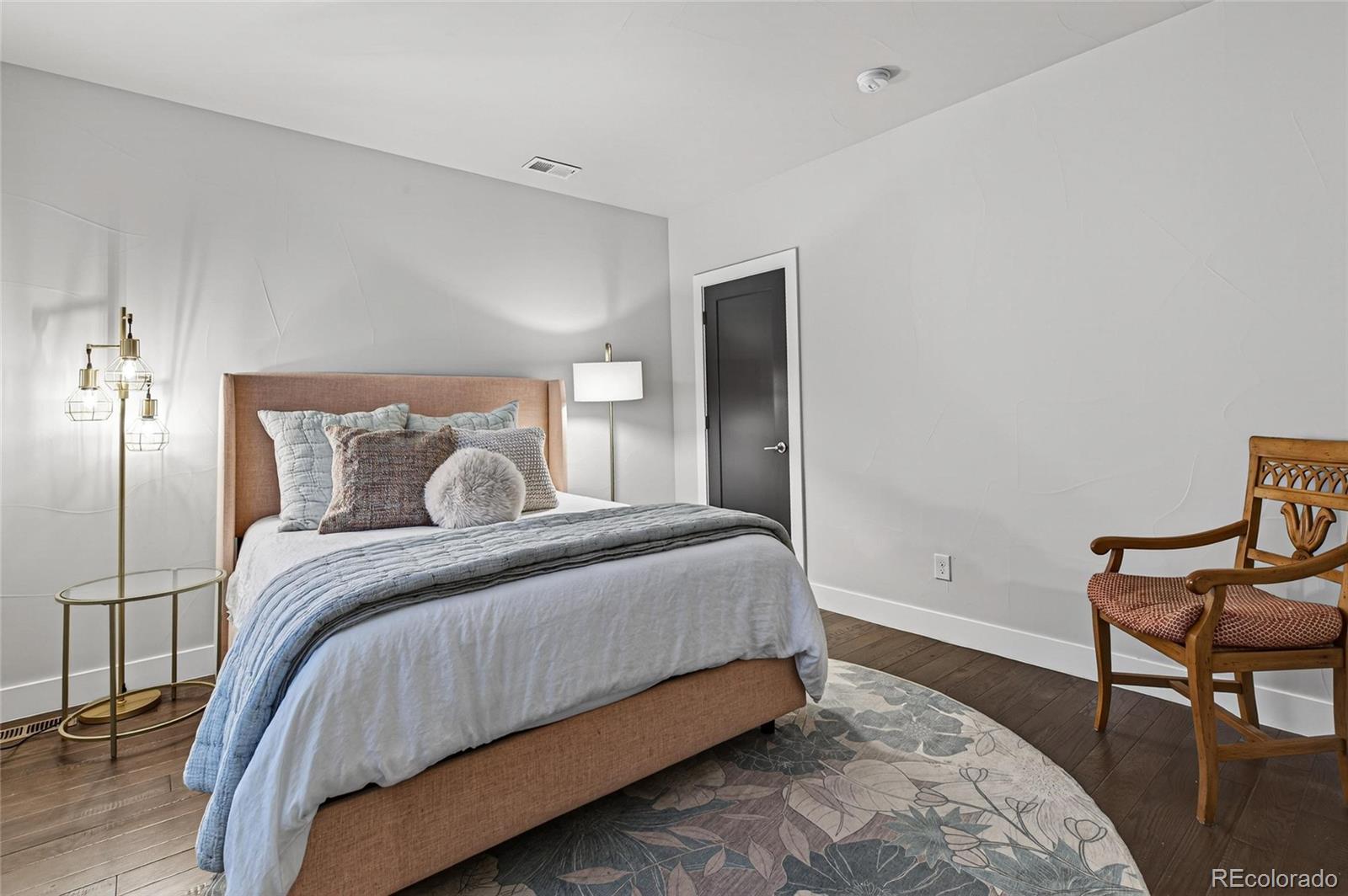 MLS Image #35 for 5037  utica street,denver, Colorado