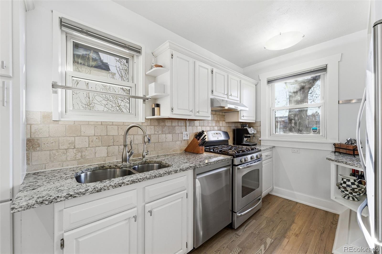MLS Image #12 for 1573 s lincoln street,denver, Colorado