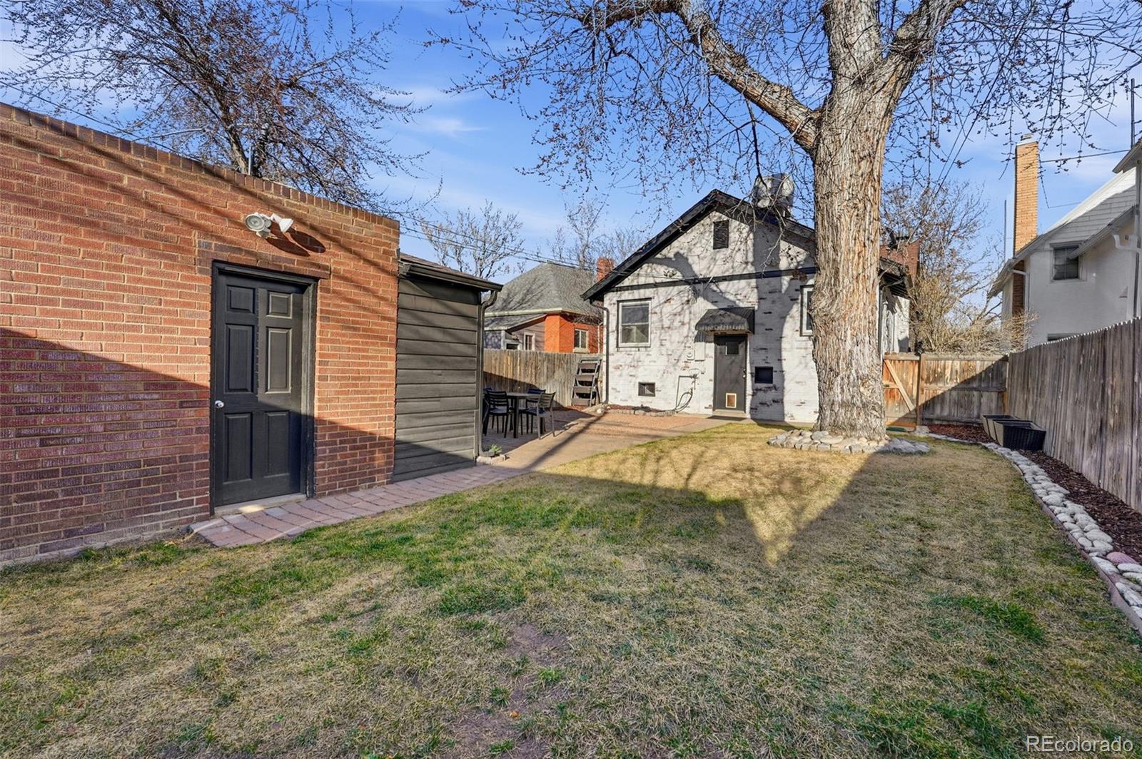 MLS Image #35 for 1573 s lincoln street,denver, Colorado