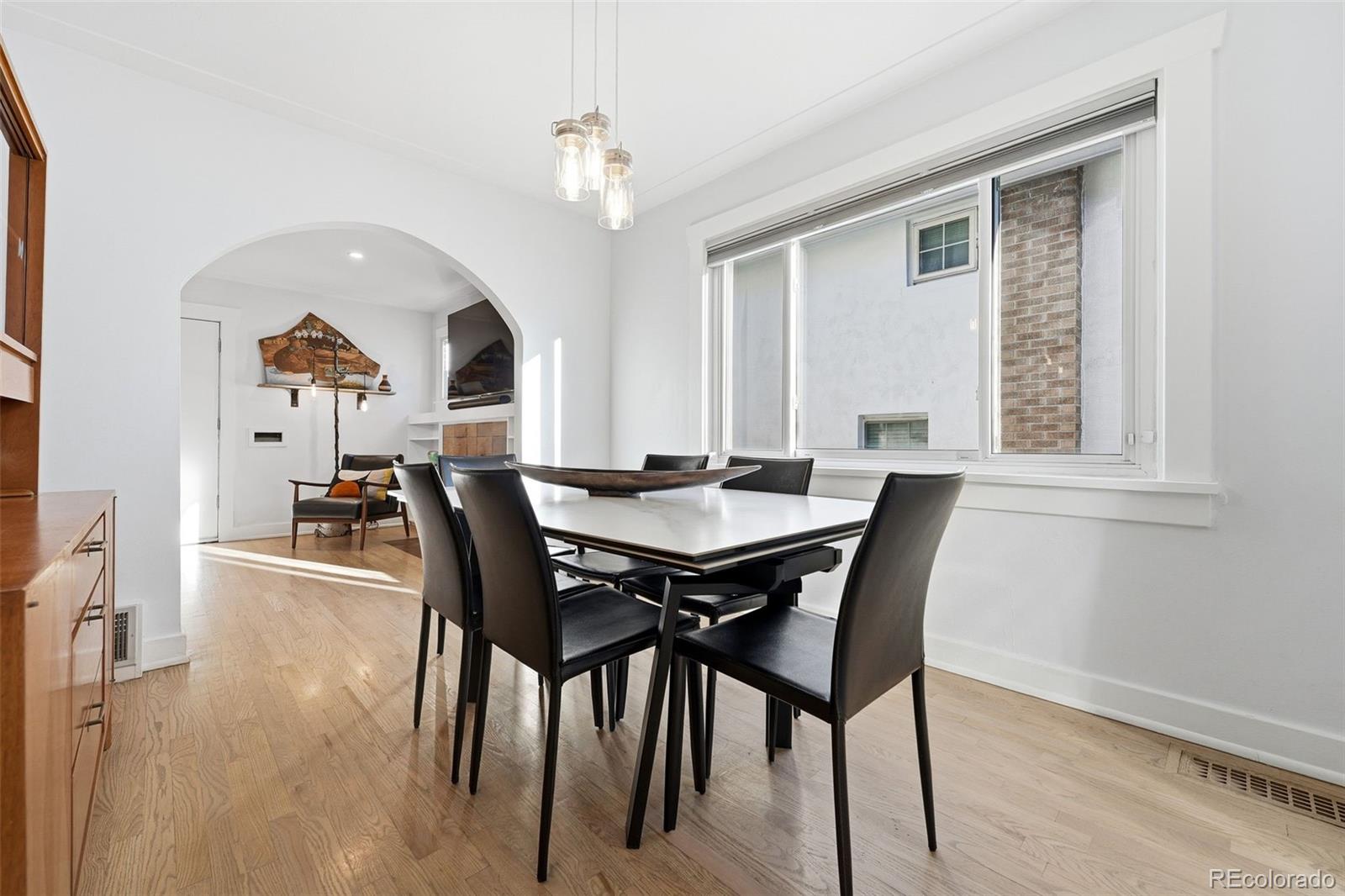 MLS Image #7 for 1573 s lincoln street,denver, Colorado