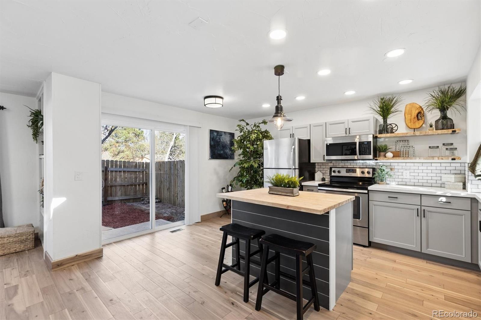 MLS Image #2 for 1603  longbow court,lafayette, Colorado