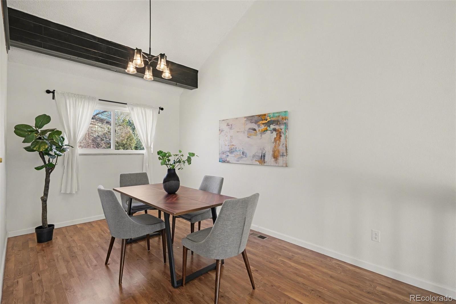 MLS Image #11 for 11257 e maplewood place,englewood, Colorado
