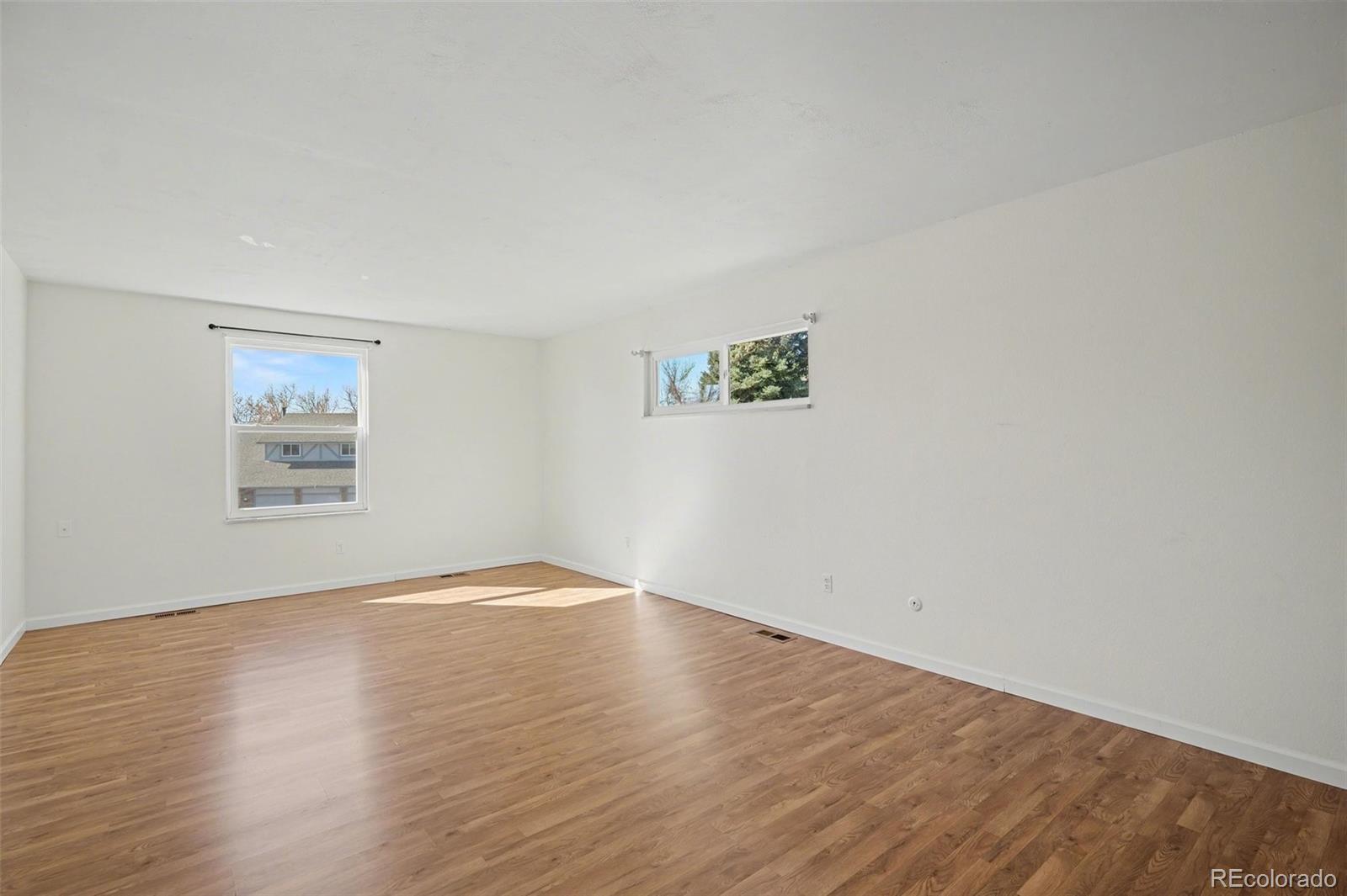 MLS Image #16 for 11257 e maplewood place,englewood, Colorado
