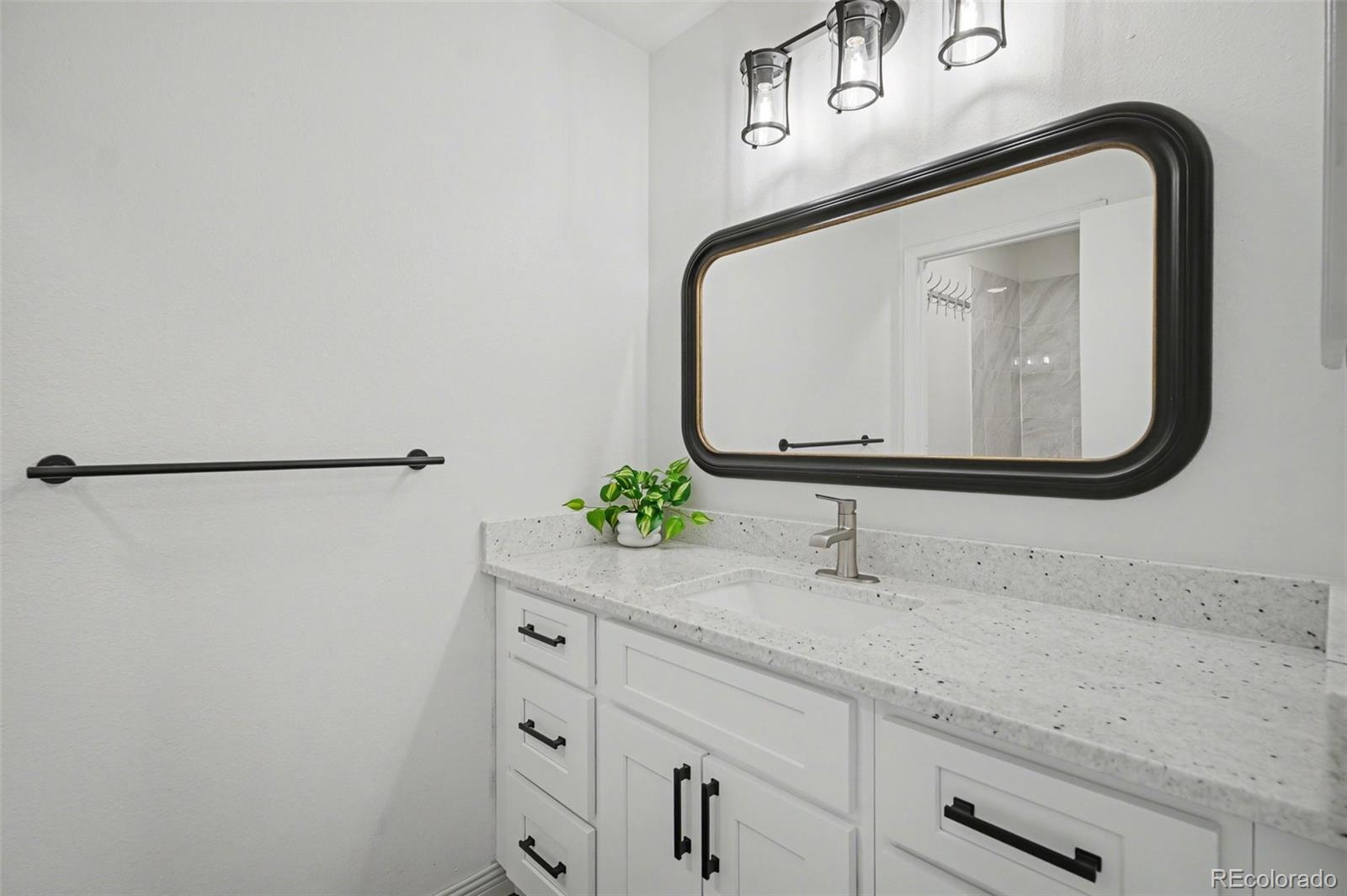 MLS Image #18 for 11257 e maplewood place,englewood, Colorado
