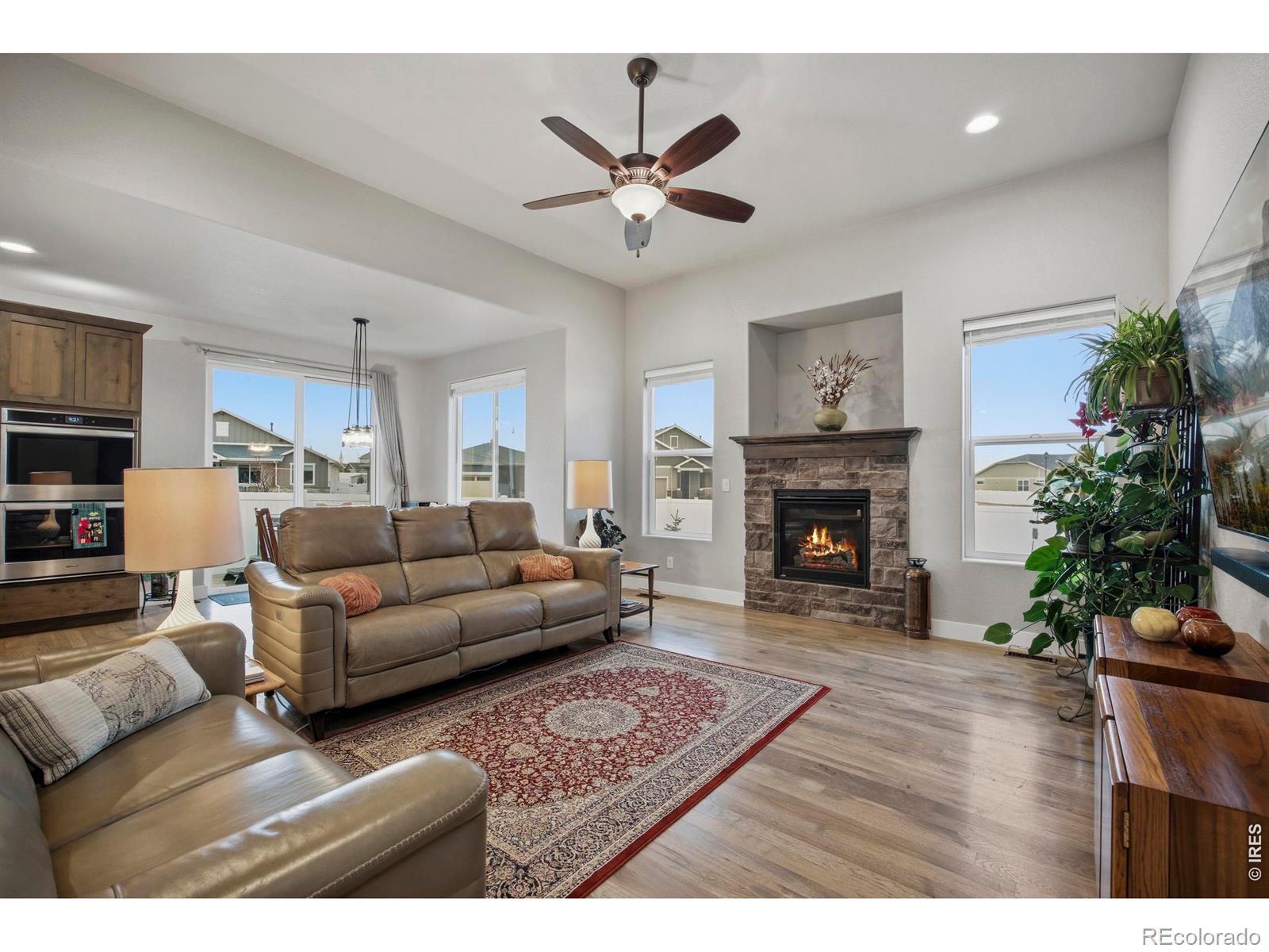 MLS Image #4 for 1827  castle hill drive,windsor, Colorado