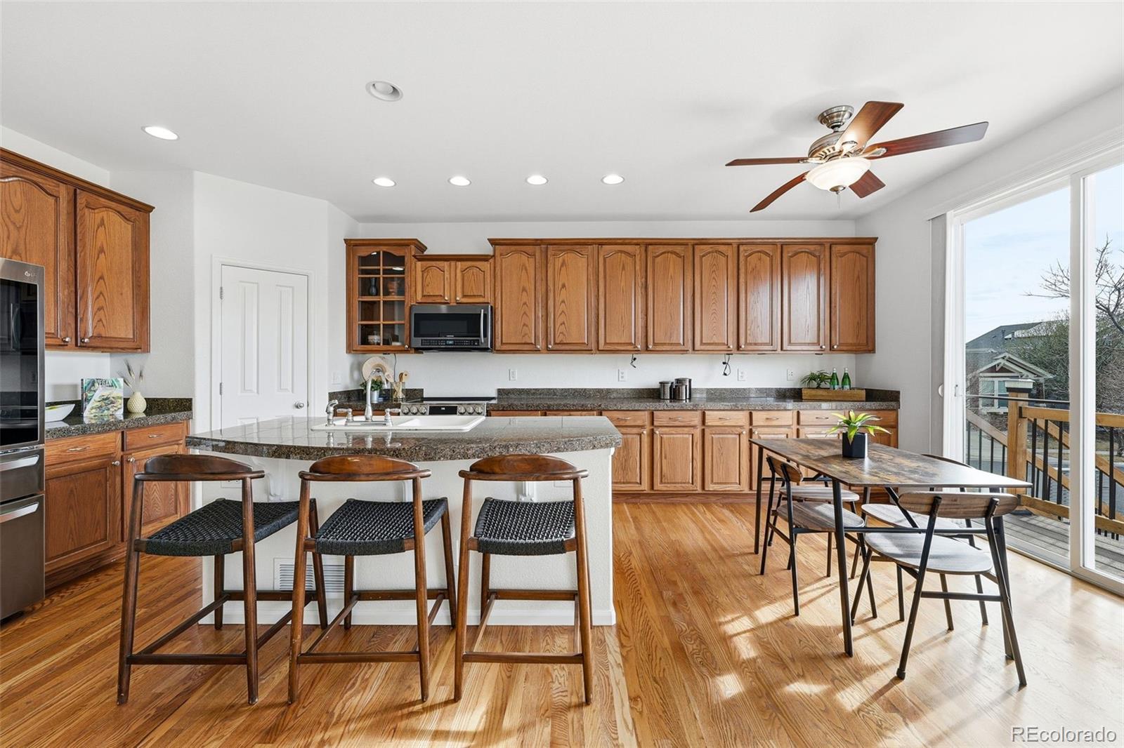 MLS Image #11 for 9907  telluride street,commerce city, Colorado