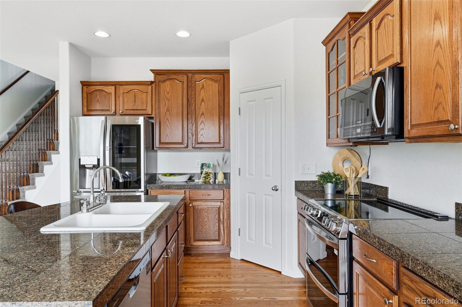 MLS Image #17 for 9907  telluride street,commerce city, Colorado
