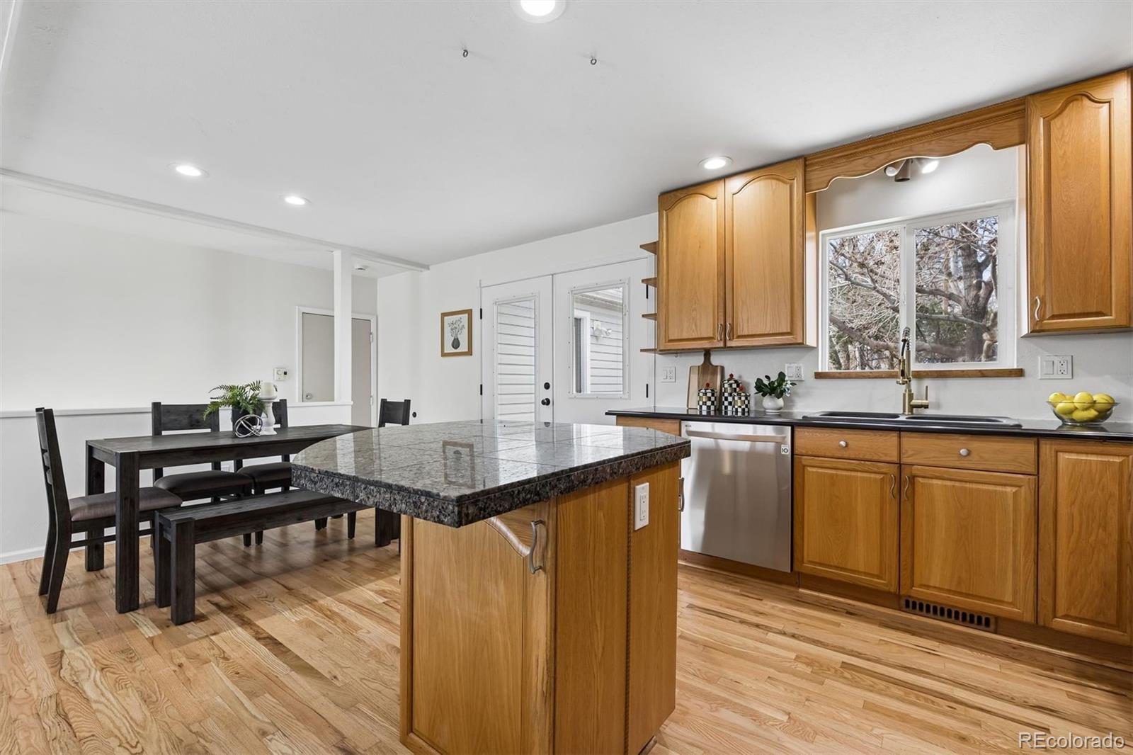 MLS Image #8 for 7049  xenon court,arvada, Colorado