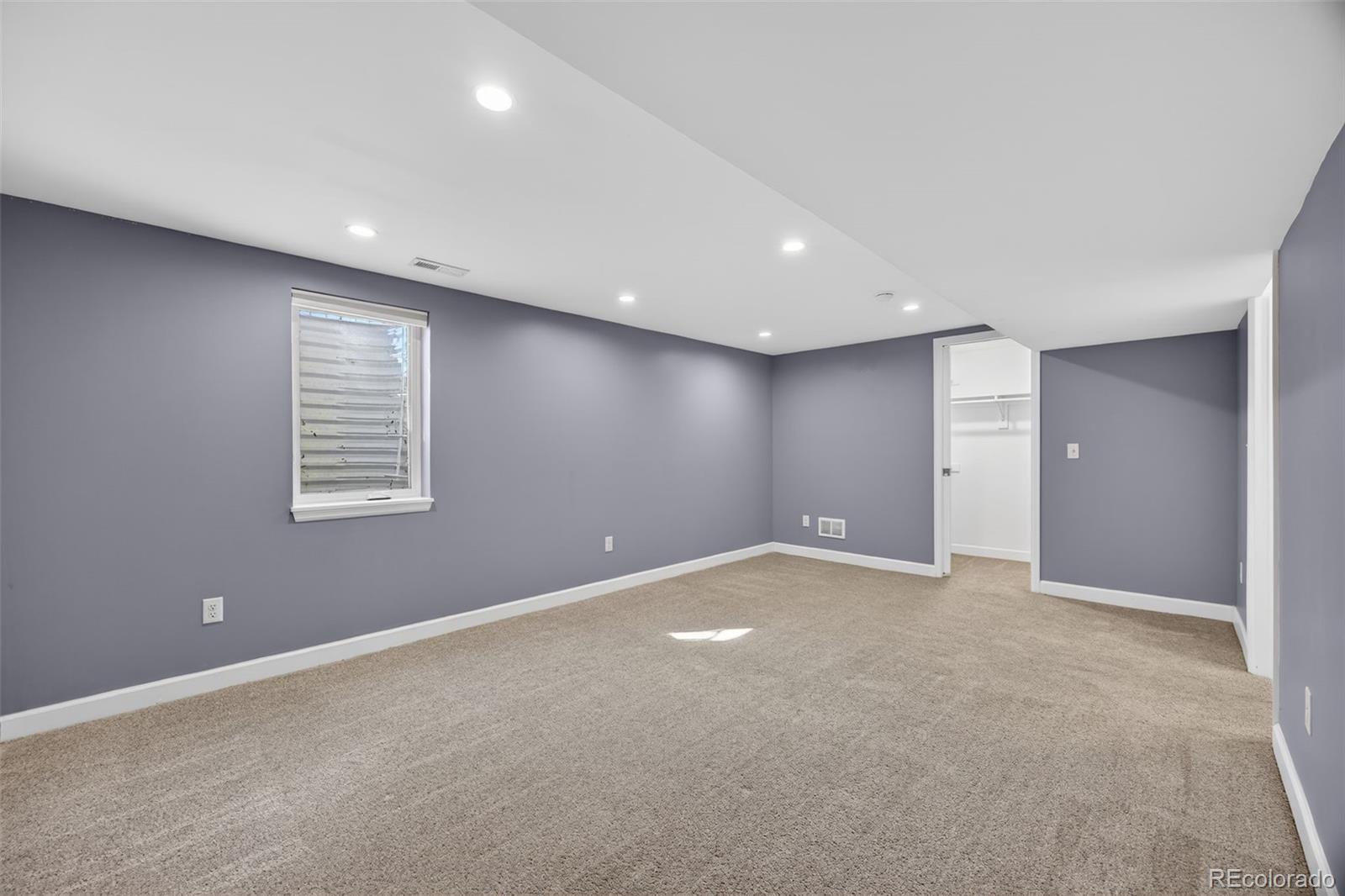 MLS Image #25 for 2682  meadowbrook drive,denver, Colorado