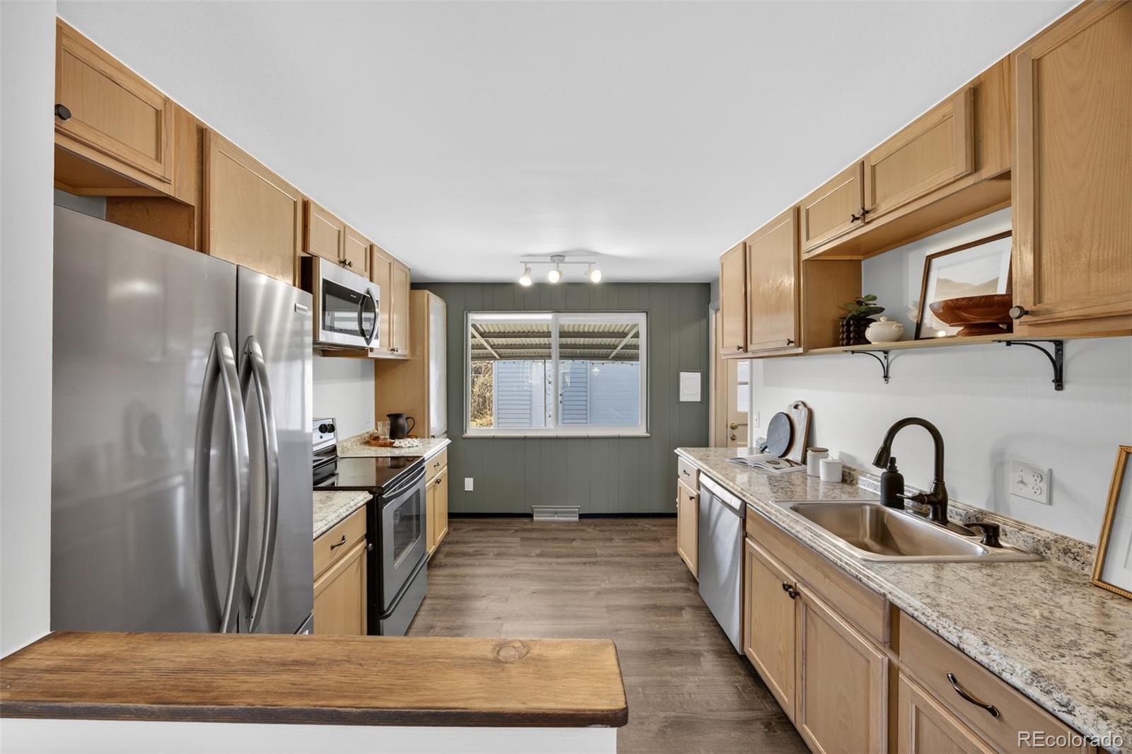 MLS Image #7 for 2682  meadowbrook drive,denver, Colorado