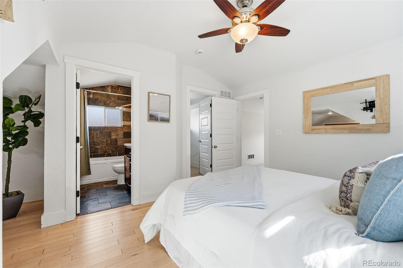 MLS Image #18 for 3710 n race street,denver, Colorado