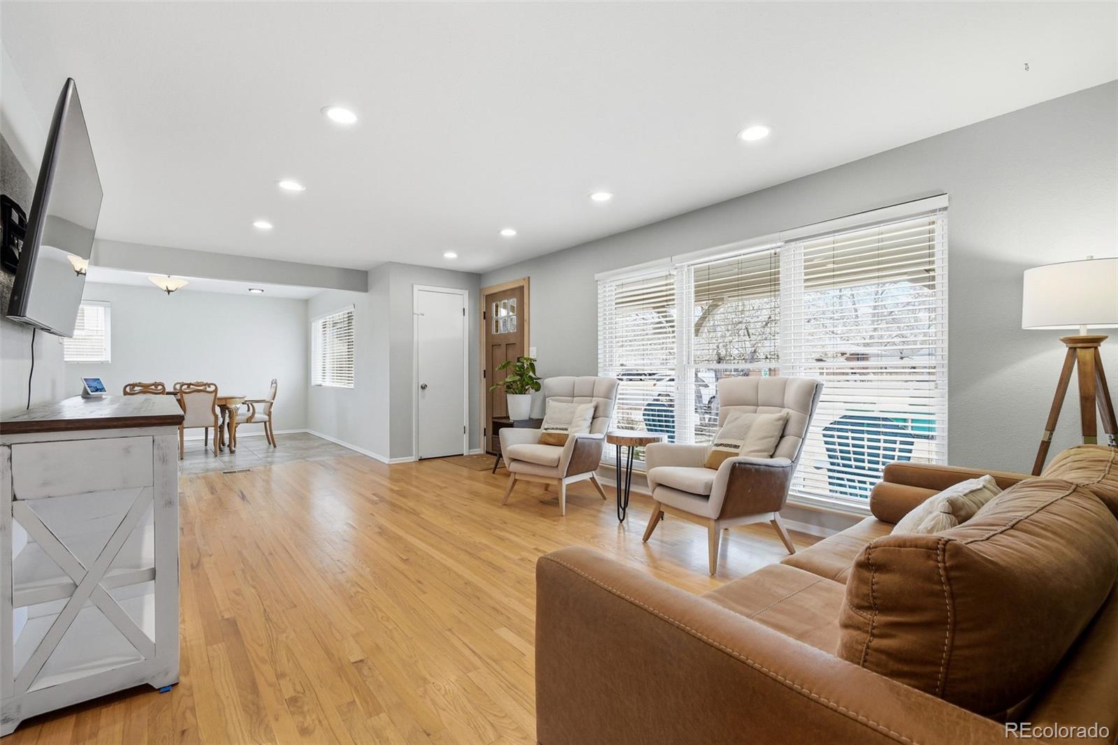 MLS Image #5 for 7270 s pennsylvania street,centennial, Colorado