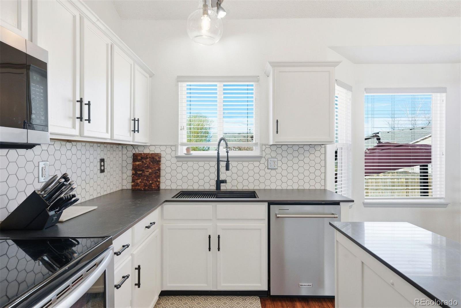 MLS Image #10 for 5493 s versailles street,aurora, Colorado