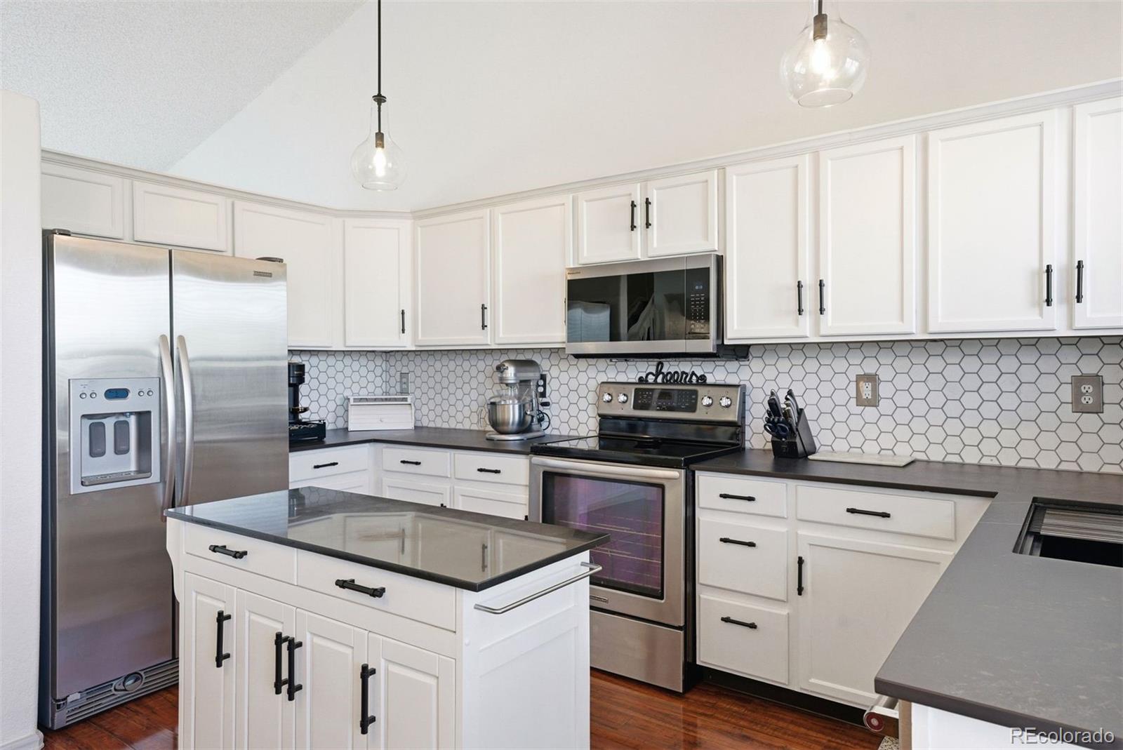 MLS Image #11 for 5493 s versailles street,aurora, Colorado