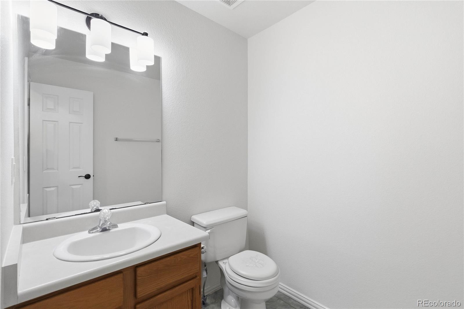 MLS Image #17 for 3355 s andes street,aurora, Colorado