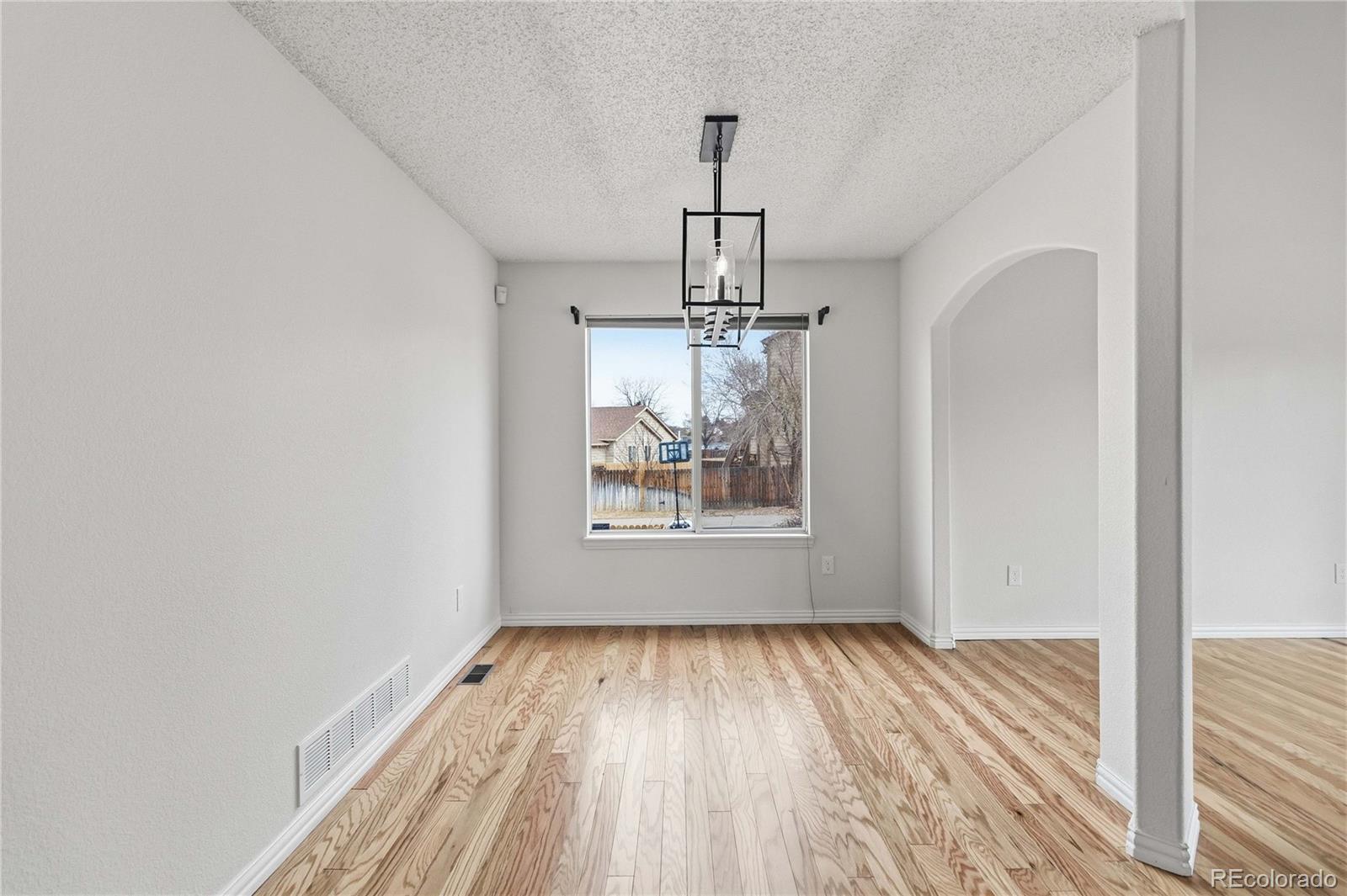 MLS Image #6 for 3355 s andes street,aurora, Colorado
