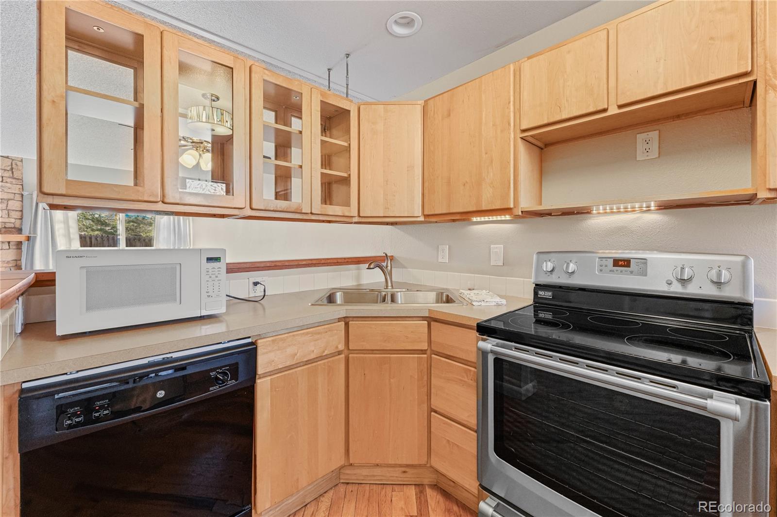 MLS Image #6 for 8787 w cornell avenue,lakewood, Colorado