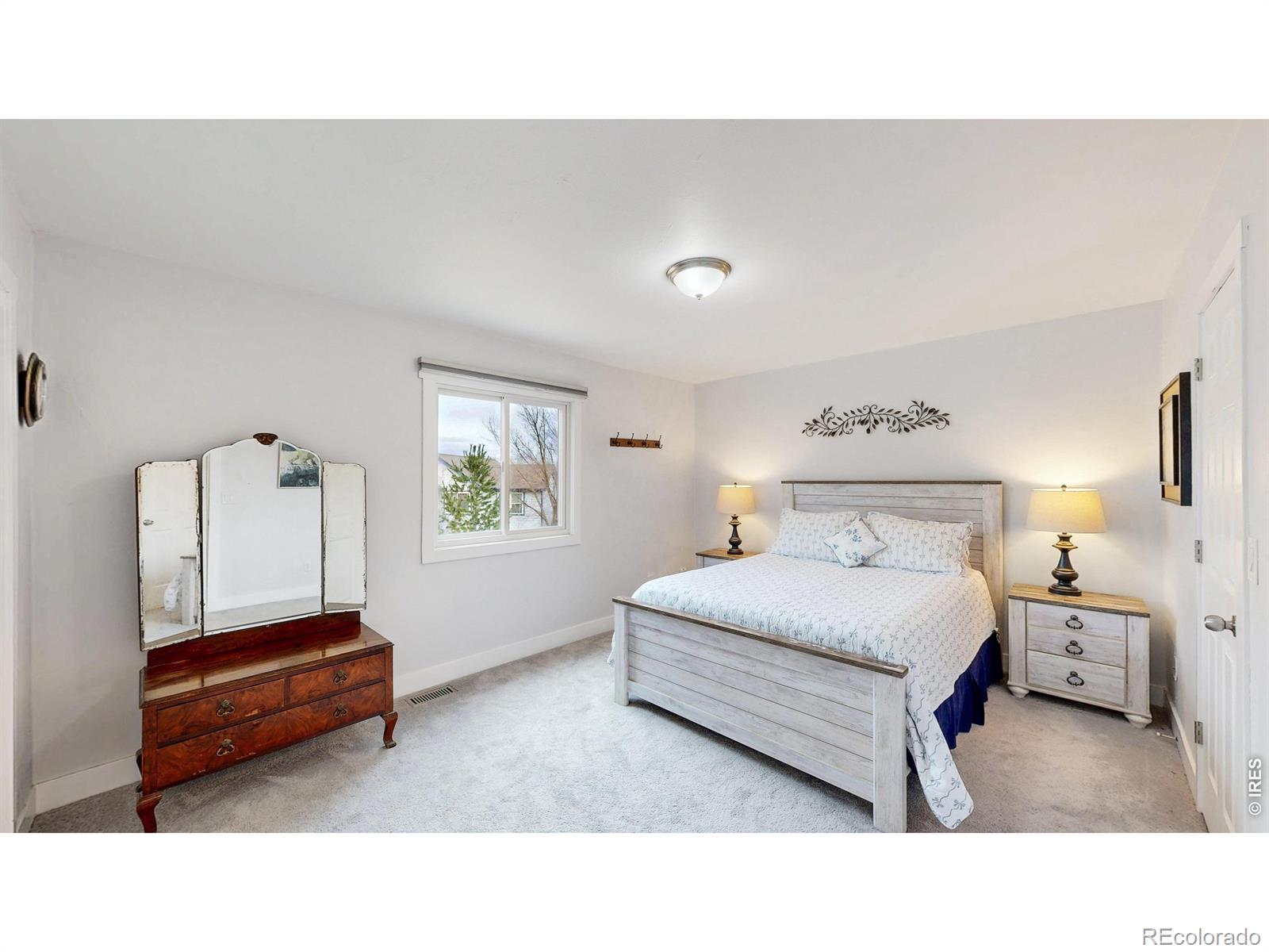 MLS Image #18 for 612  parliament court,fort collins, Colorado