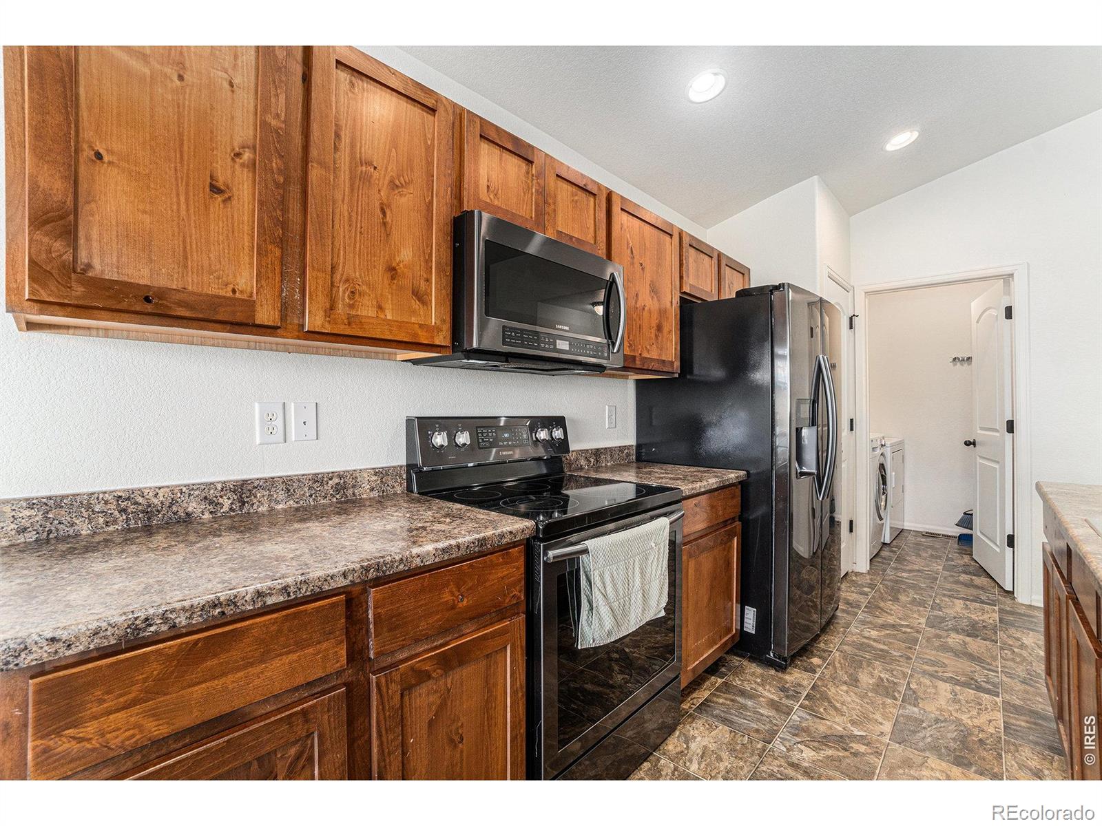 MLS Image #9 for 586  cherryridge drive,windsor, Colorado