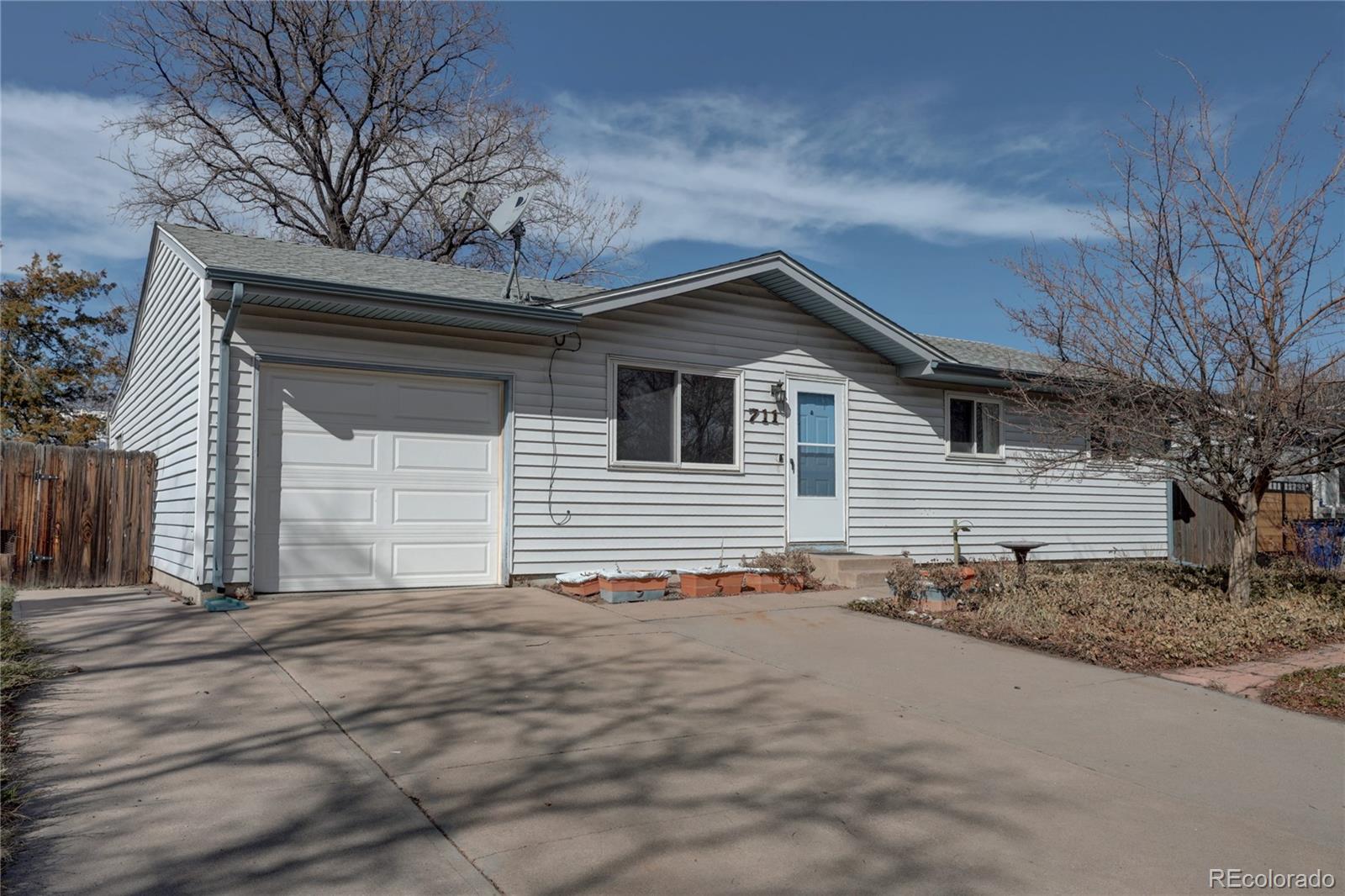 MLS Image #1 for 711 s moline street,aurora, Colorado