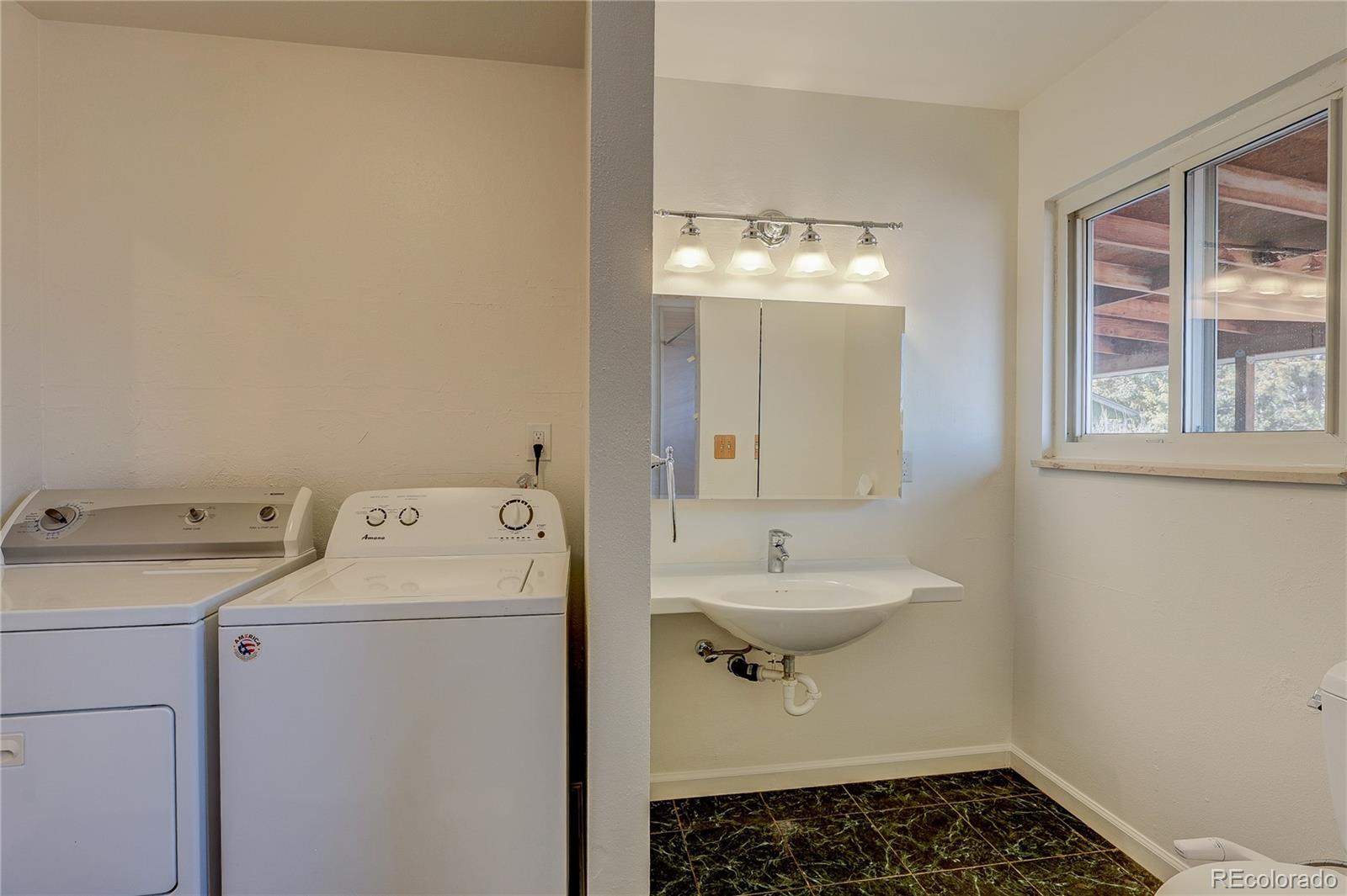 MLS Image #11 for 711 s moline street,aurora, Colorado