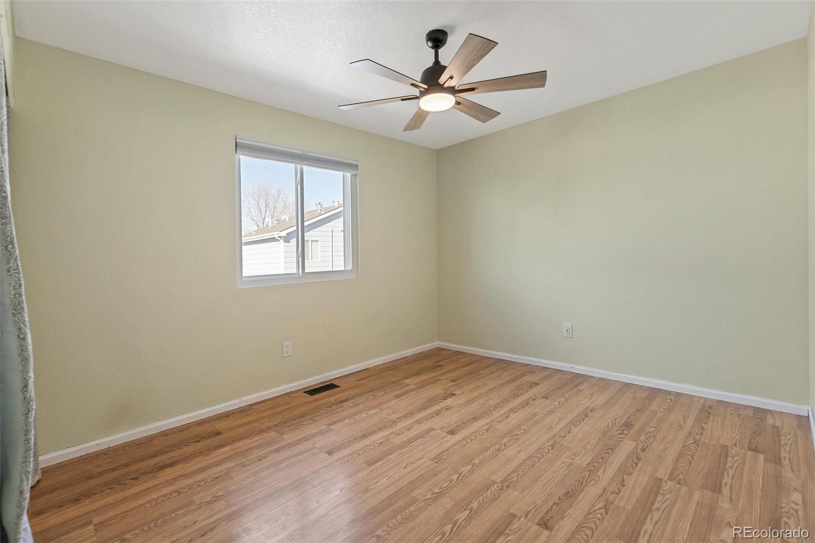 MLS Image #16 for 10137  fairfax court,thornton, Colorado