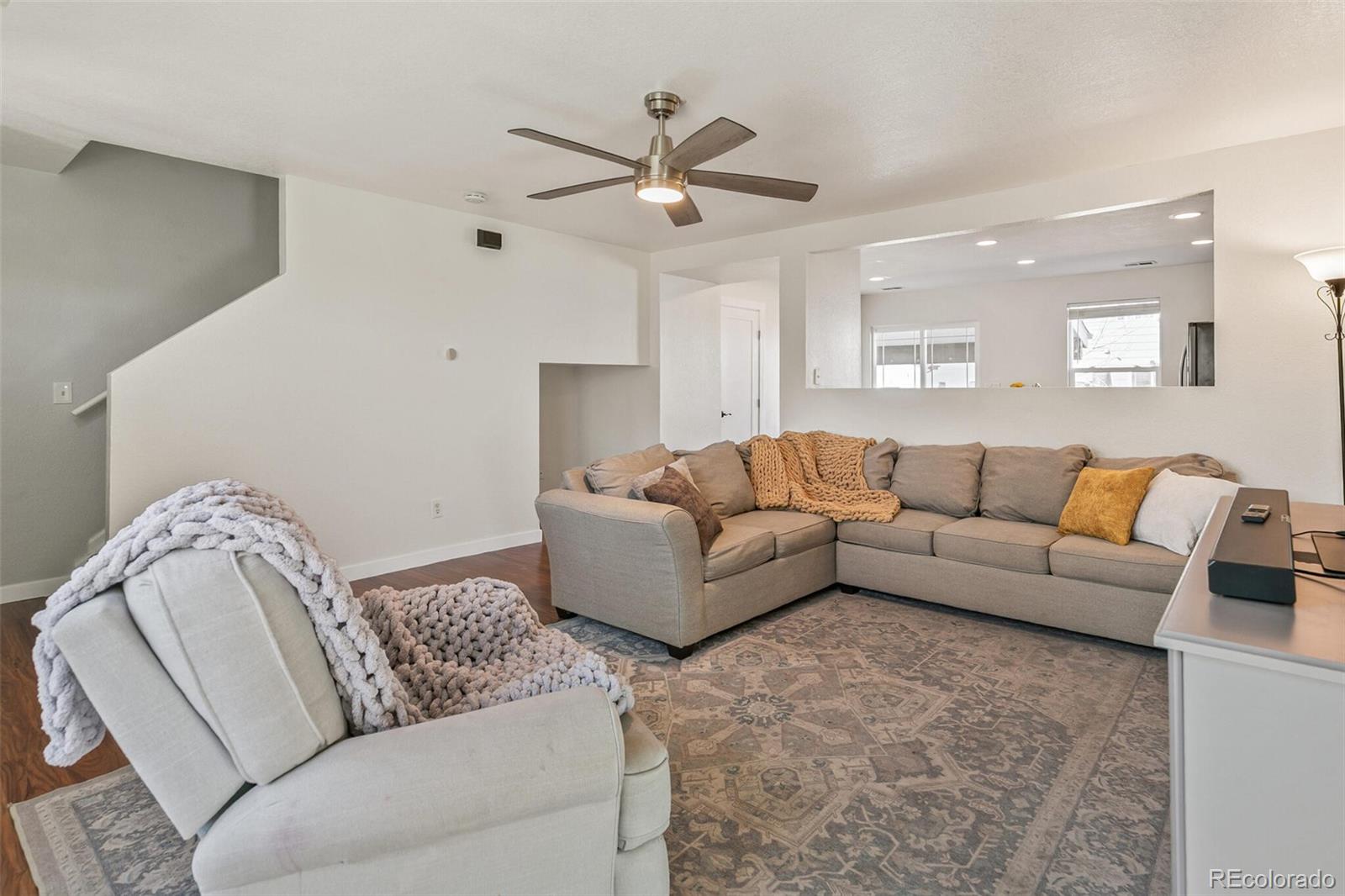 MLS Image #5 for 10137  fairfax court,thornton, Colorado