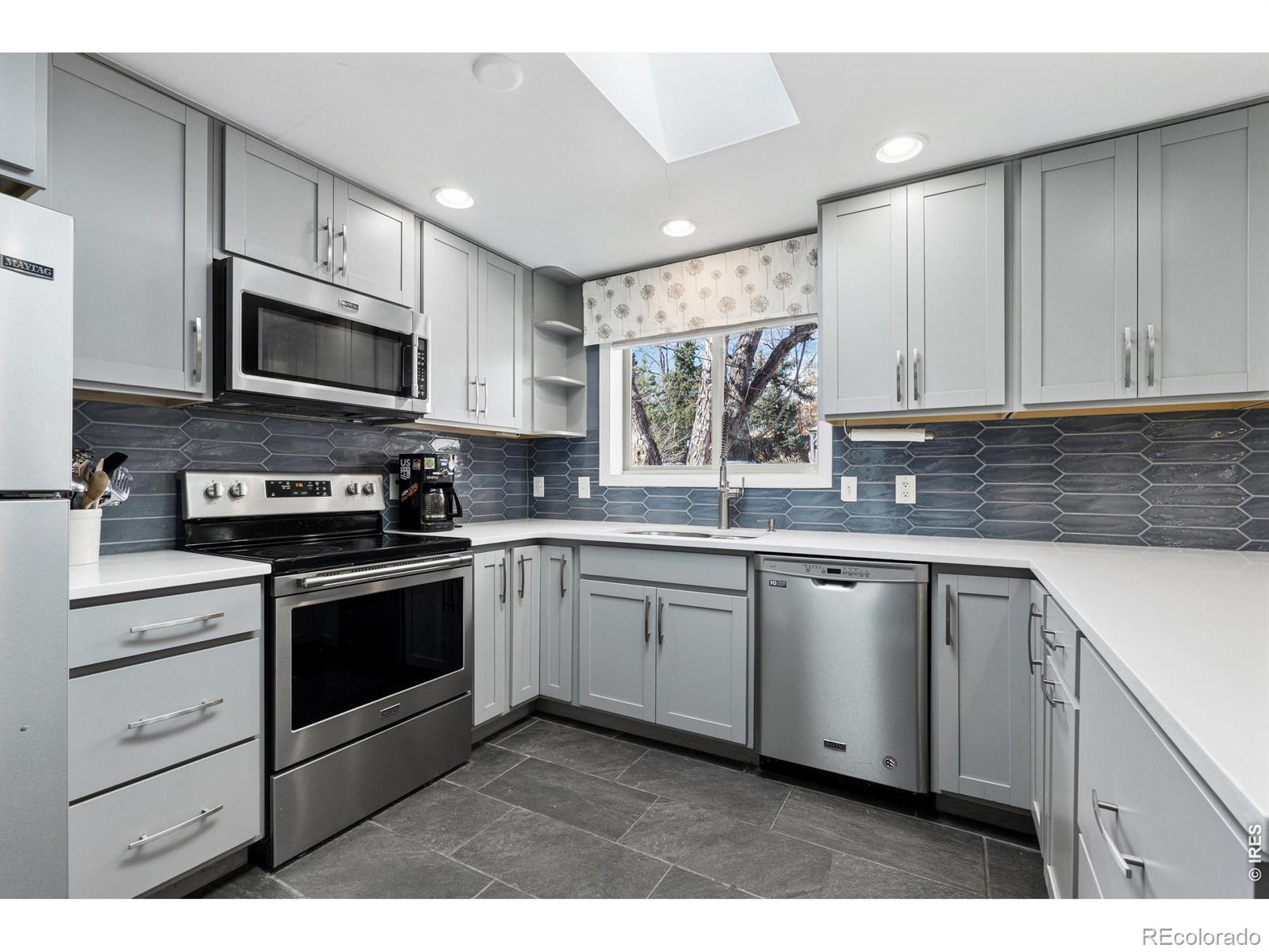 MLS Image #14 for 1920  spruce avenue,longmont, Colorado
