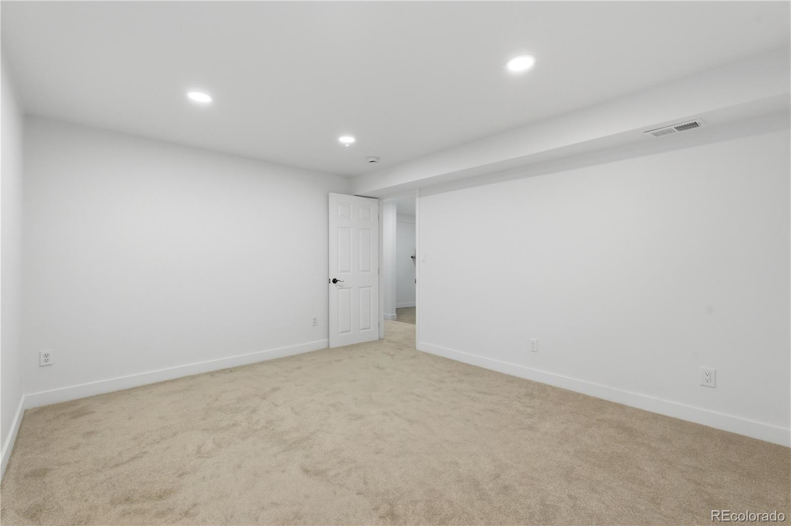 MLS Image #40 for 5075 e weaver avenue,centennial, Colorado