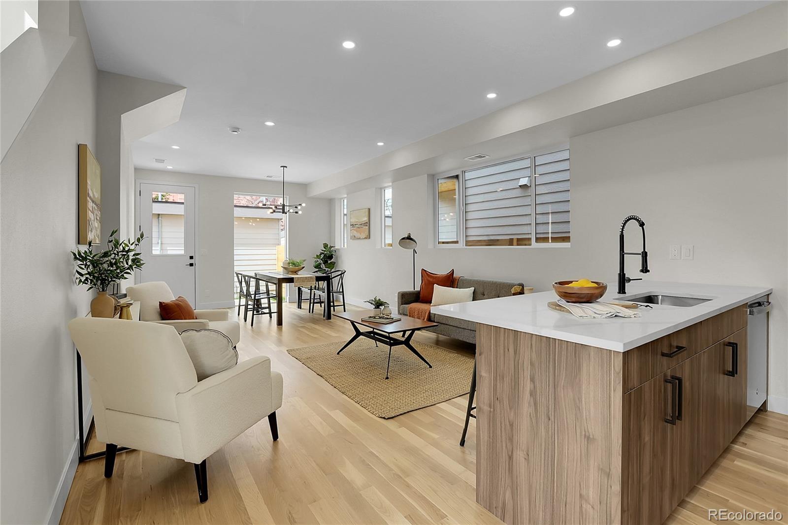 MLS Image #2 for 2111 s cherokee street,denver, Colorado