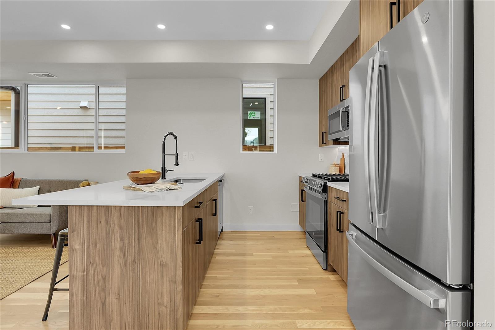 MLS Image #3 for 2111 s cherokee street,denver, Colorado