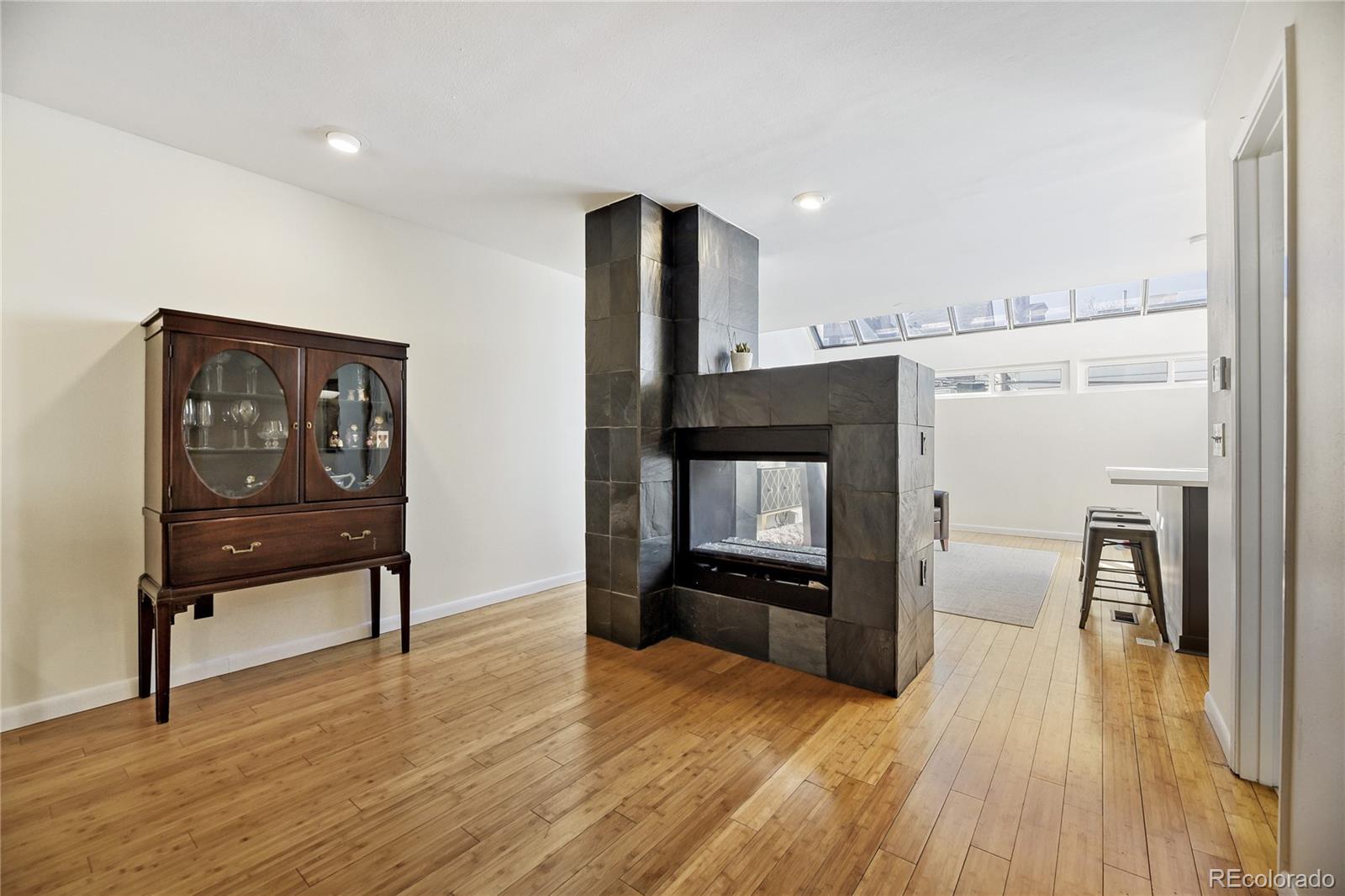 MLS Image #7 for 935 n pennsylvania street 12,denver, Colorado