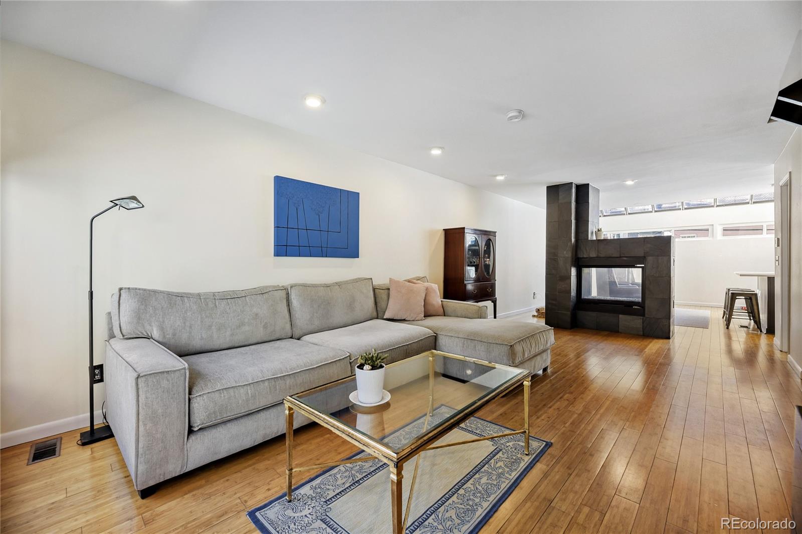 MLS Image #8 for 935 n pennsylvania street 12,denver, Colorado