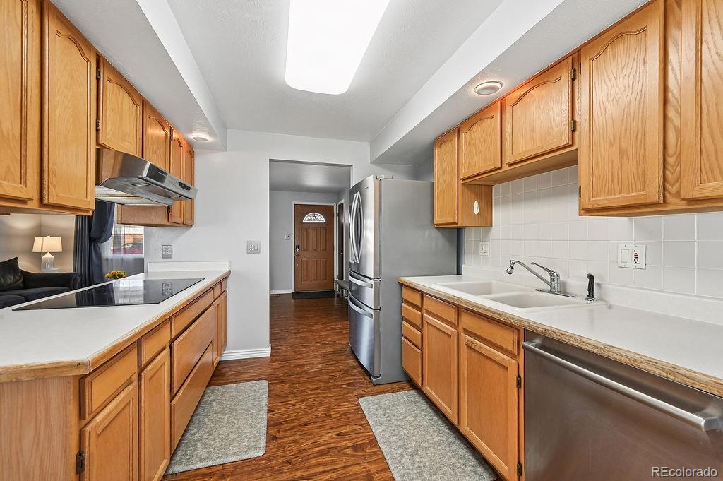 MLS Image #10 for 2545 s estes court,lakewood, Colorado