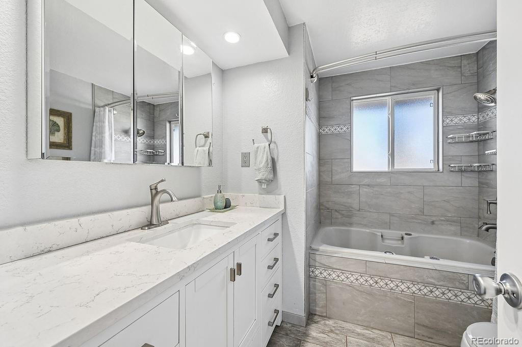 MLS Image #15 for 2545 s estes court,lakewood, Colorado