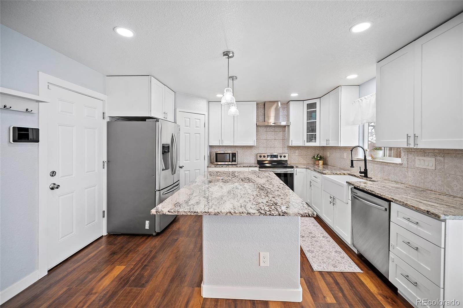 MLS Image #11 for 1481 s chambers circle,aurora, Colorado