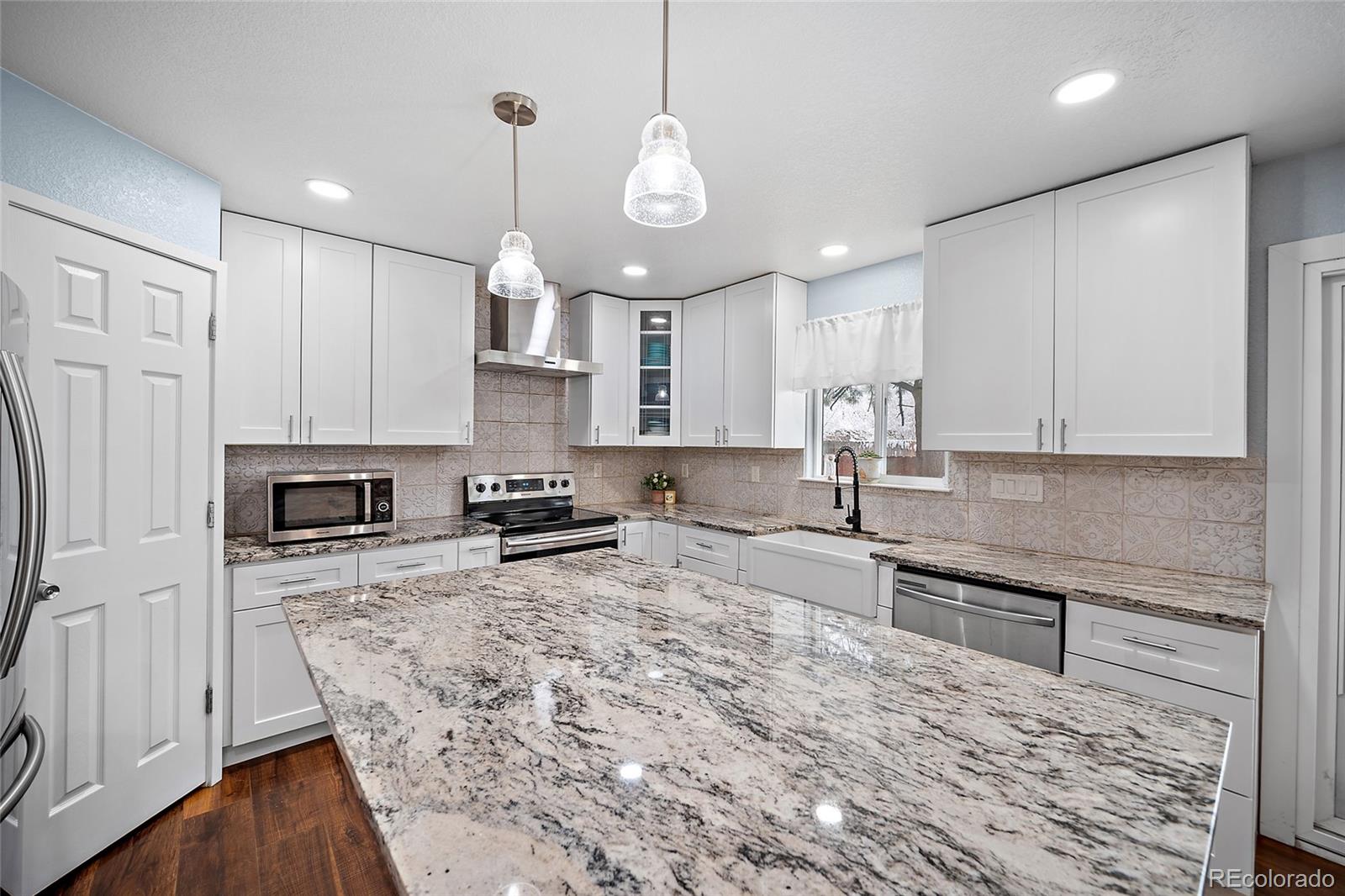 MLS Image #13 for 1481 s chambers circle,aurora, Colorado