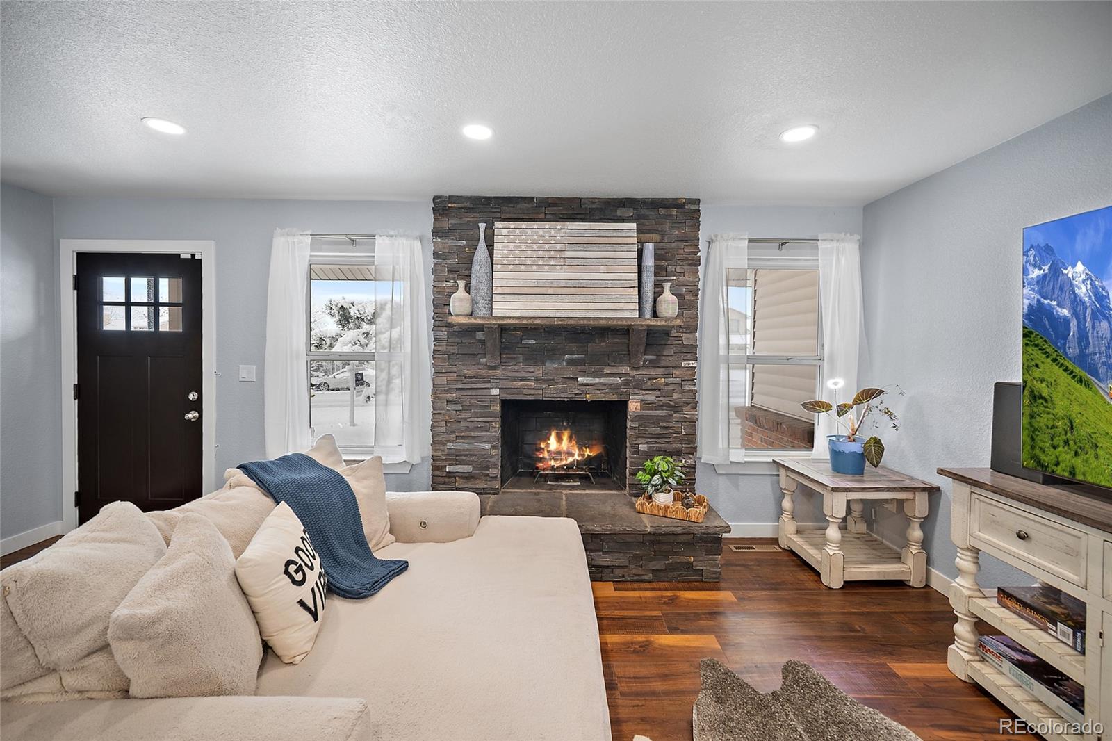 MLS Image #5 for 1481 s chambers circle,aurora, Colorado